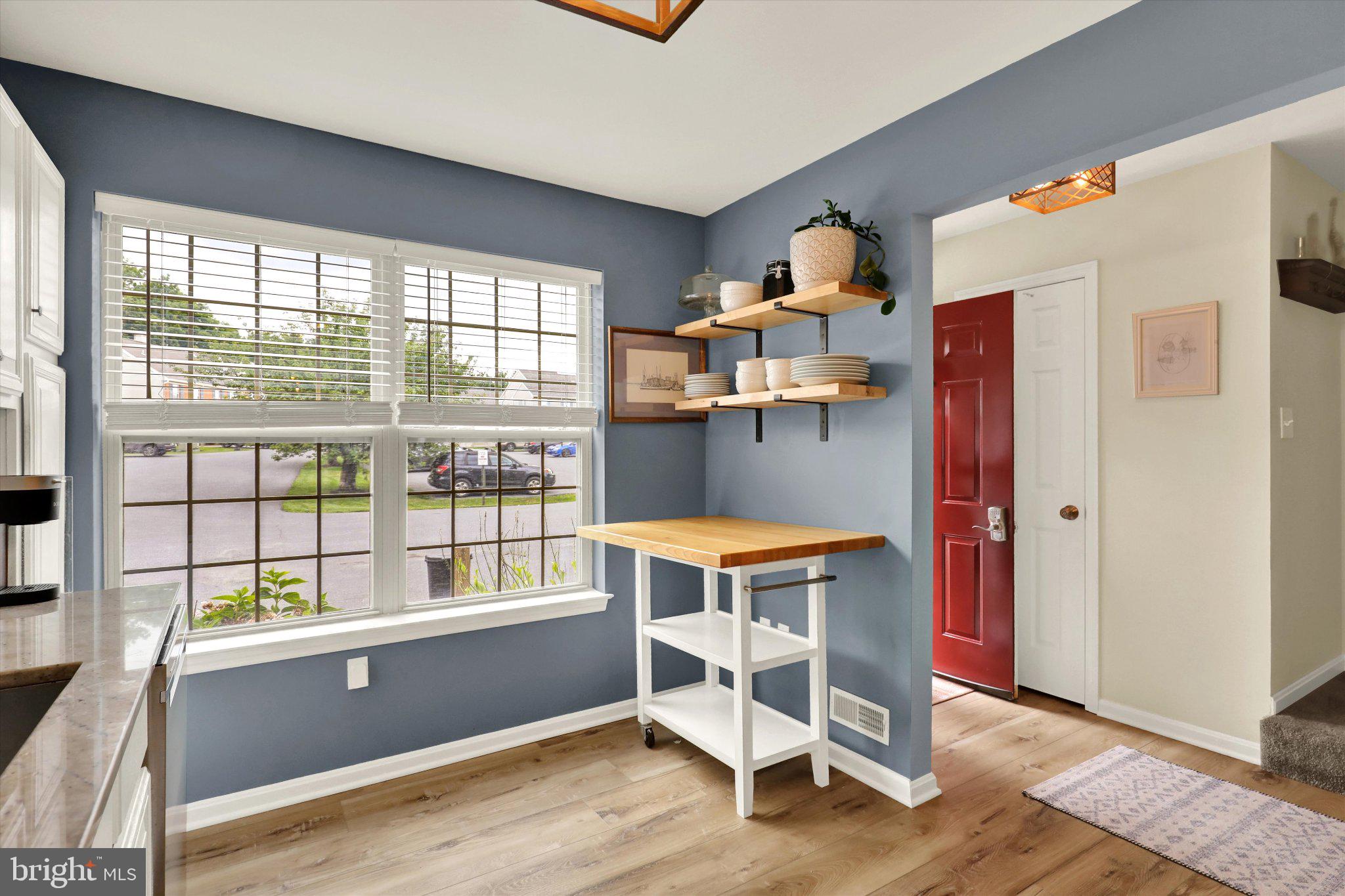 373 MEETINGHOUSE LANE