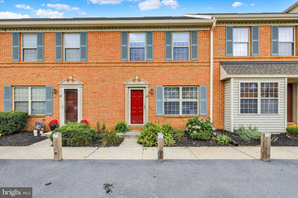 Photo of 373 Meetinghouse Lane, LANCASTER, PA 17601 (MLS # PALA2095010)