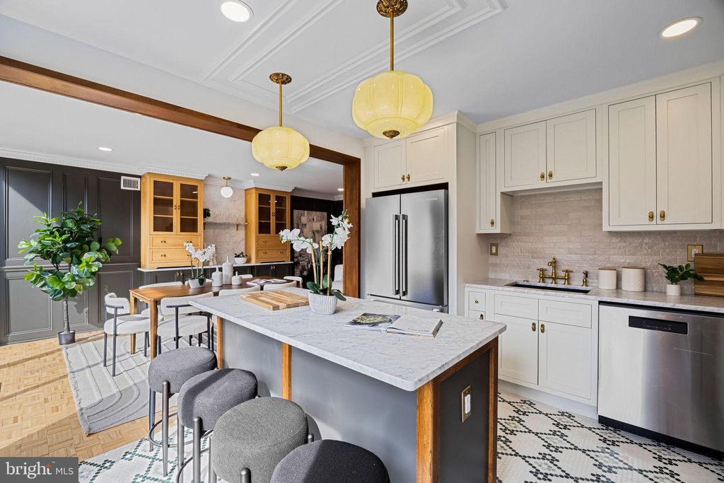 Photo of 242 Locust Street, PHILADELPHIA, PA 19106 (MLS # PAPH2546506)