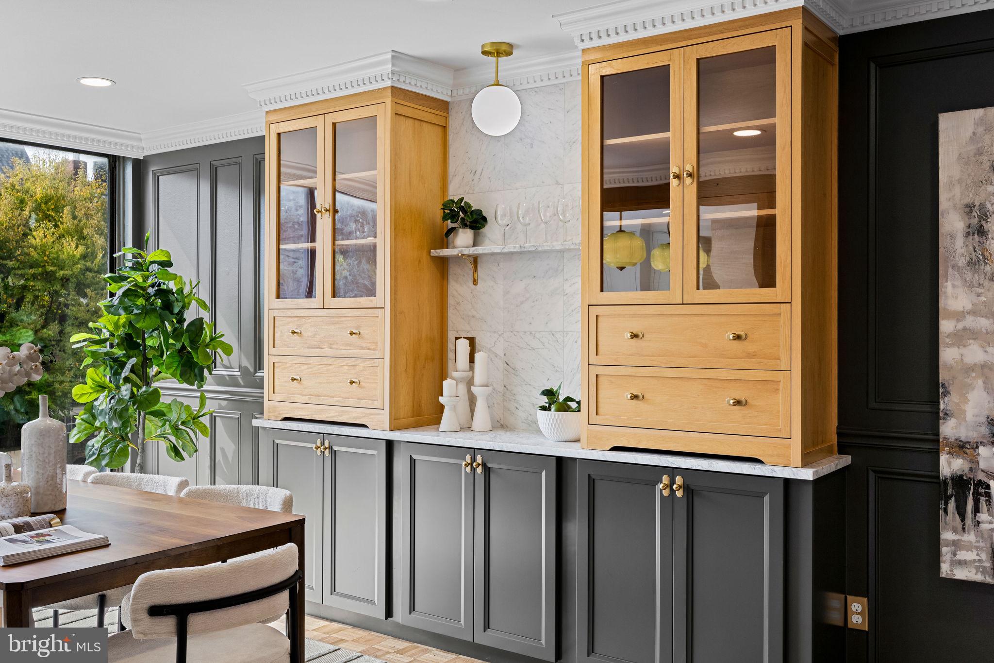 SOCIETY HILL - Residential