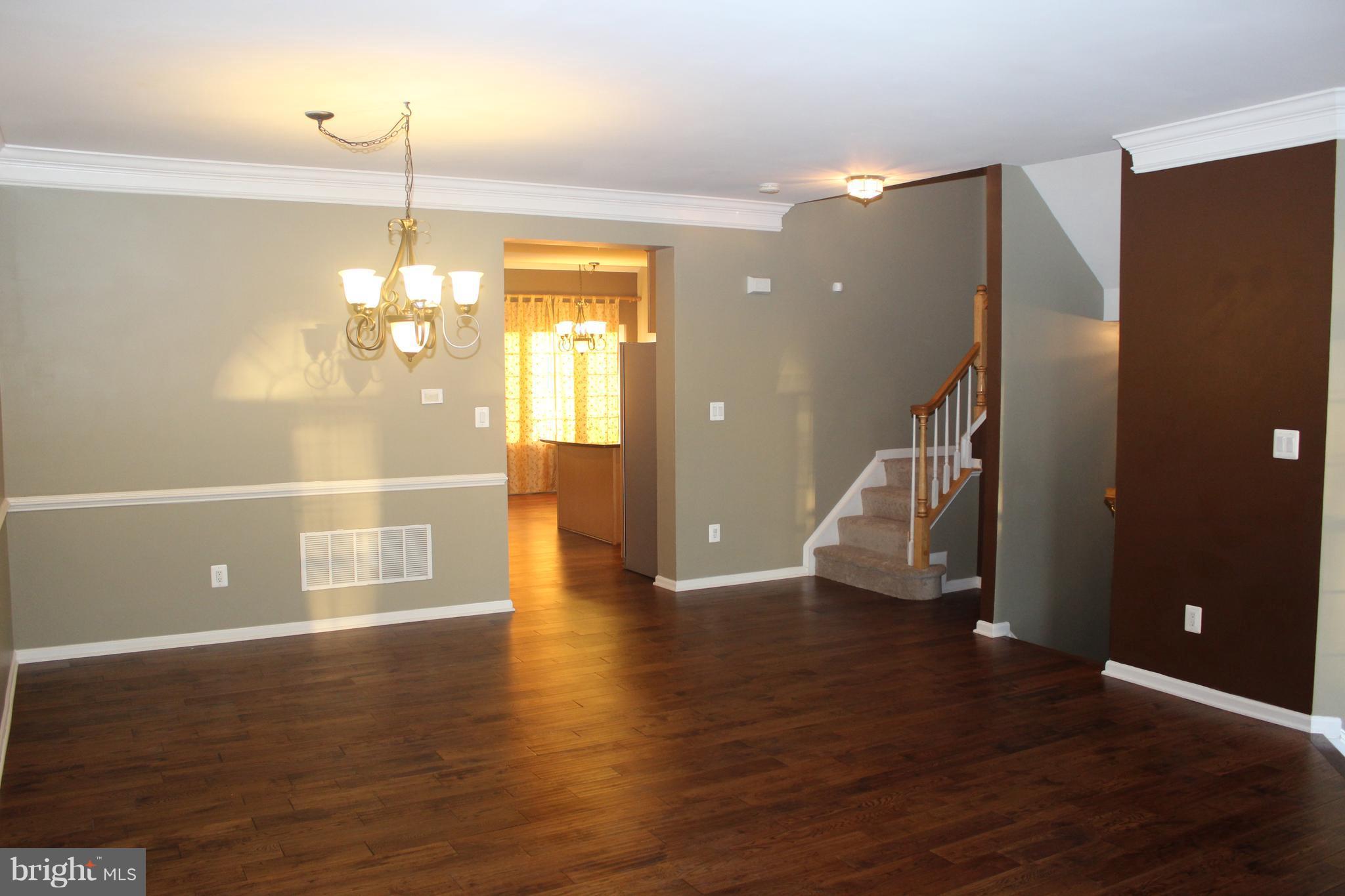 LOUDOUN VALLEY ESTATES - Residential Lease