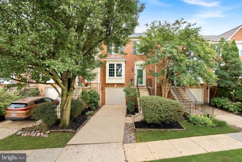 Photo of 43445 Livery Square, ASHBURN, VA 20147 (MLS # VALO2137206)