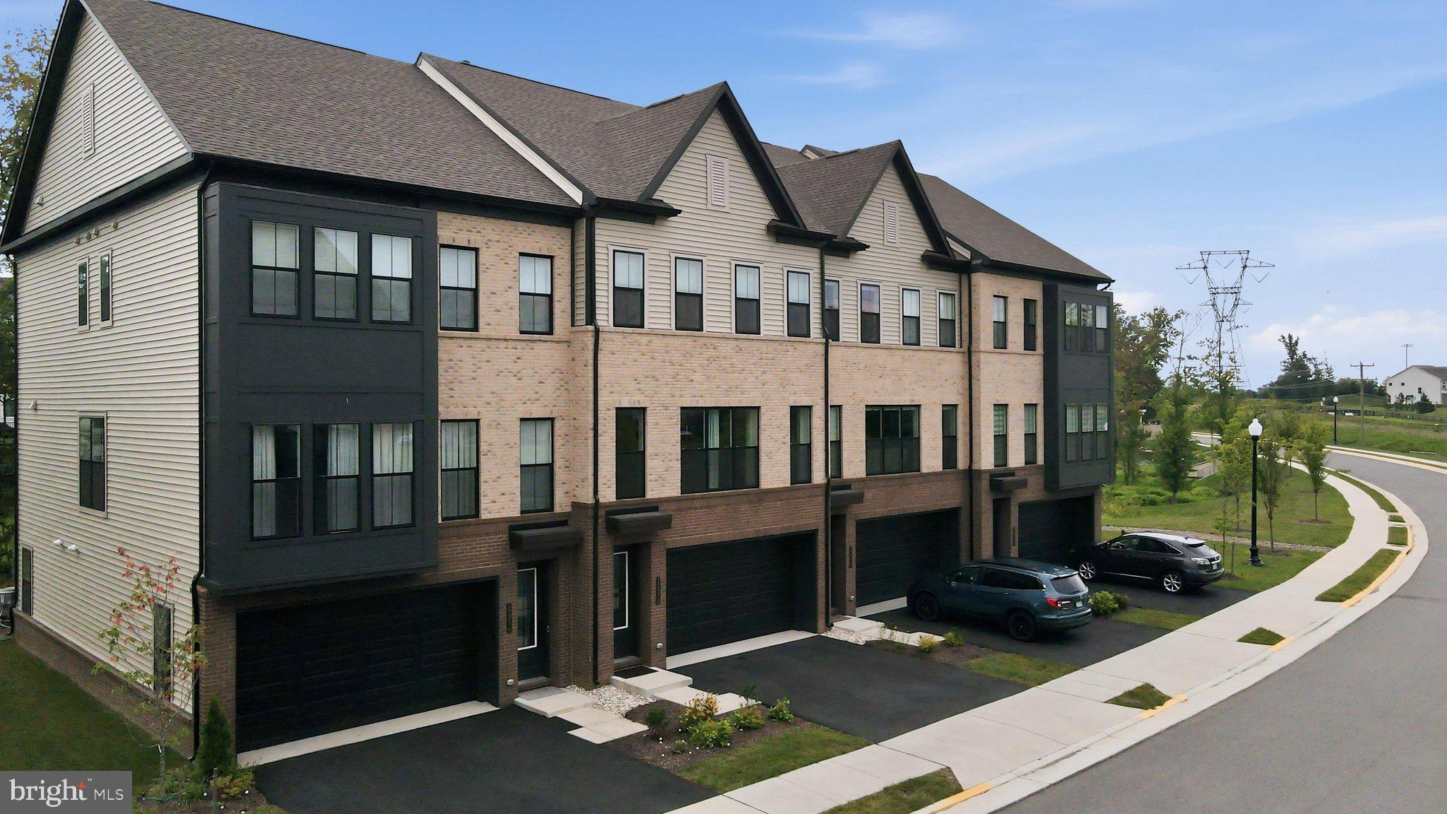 22976 COPPER TREE TERRACE