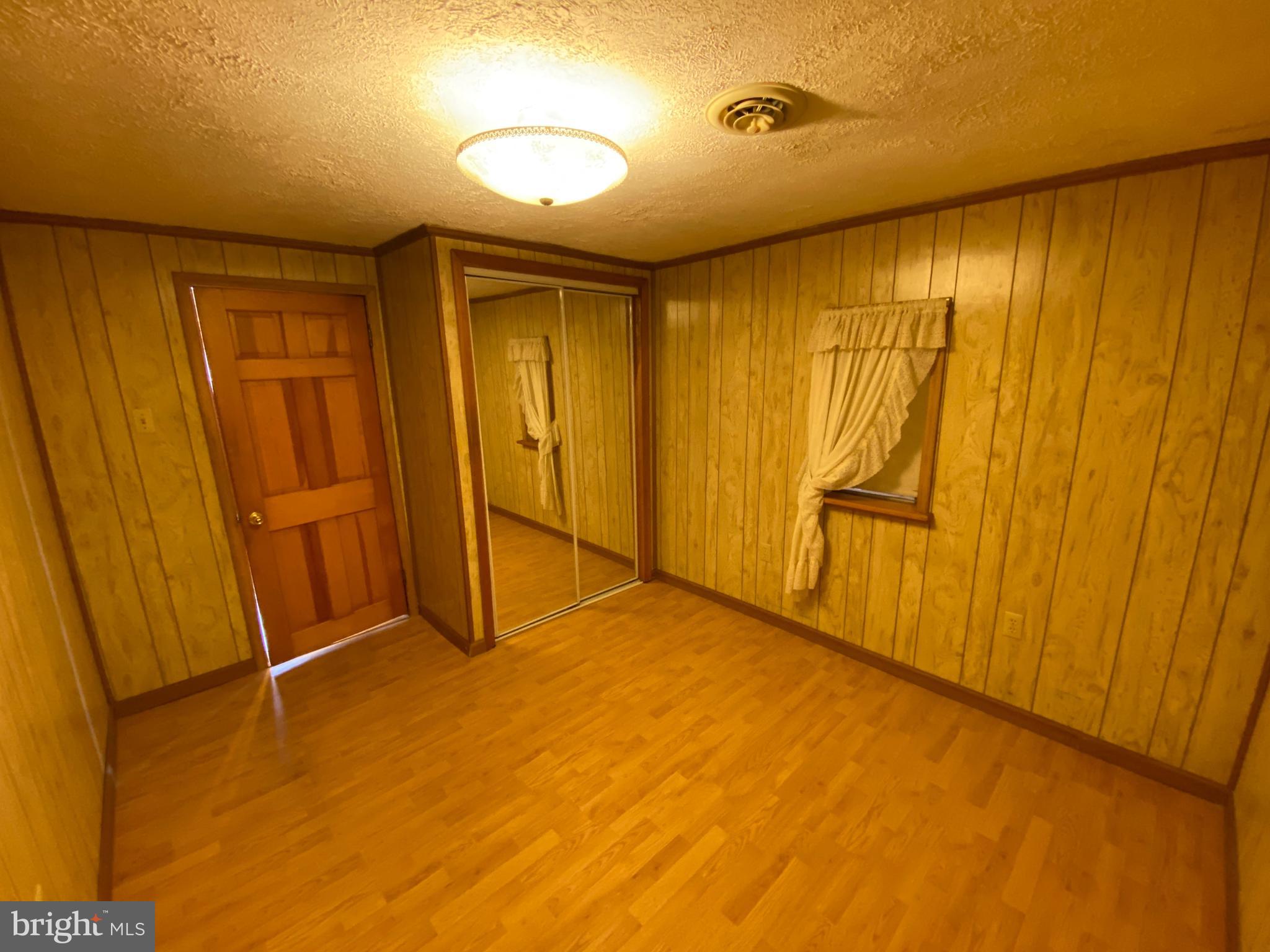 EBB TIDE BEACH - Residential Lease