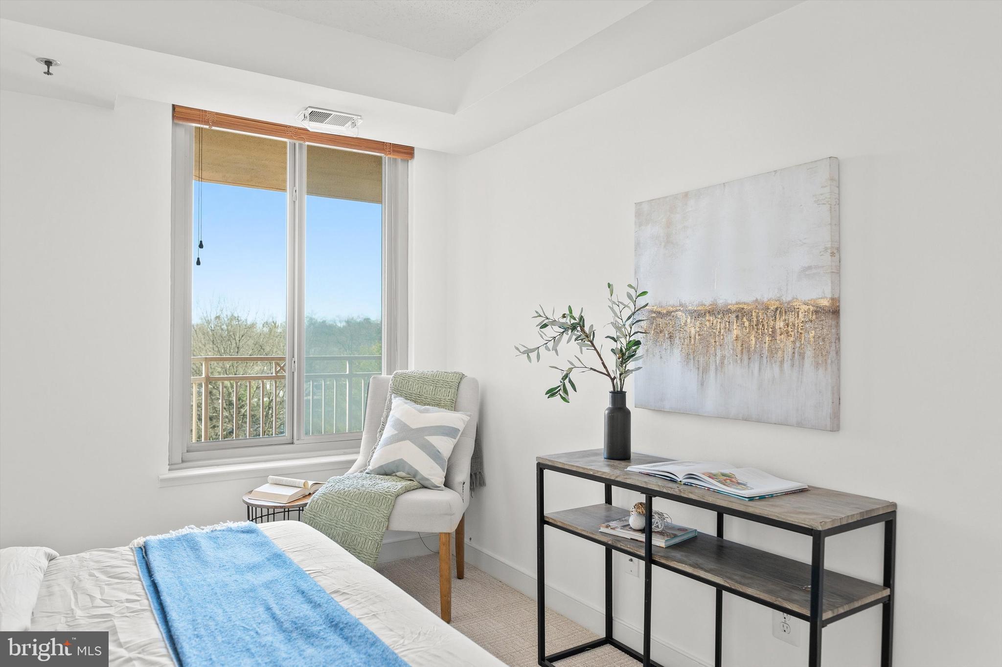 THE CHASE AT BETHESDA - Residential Lease