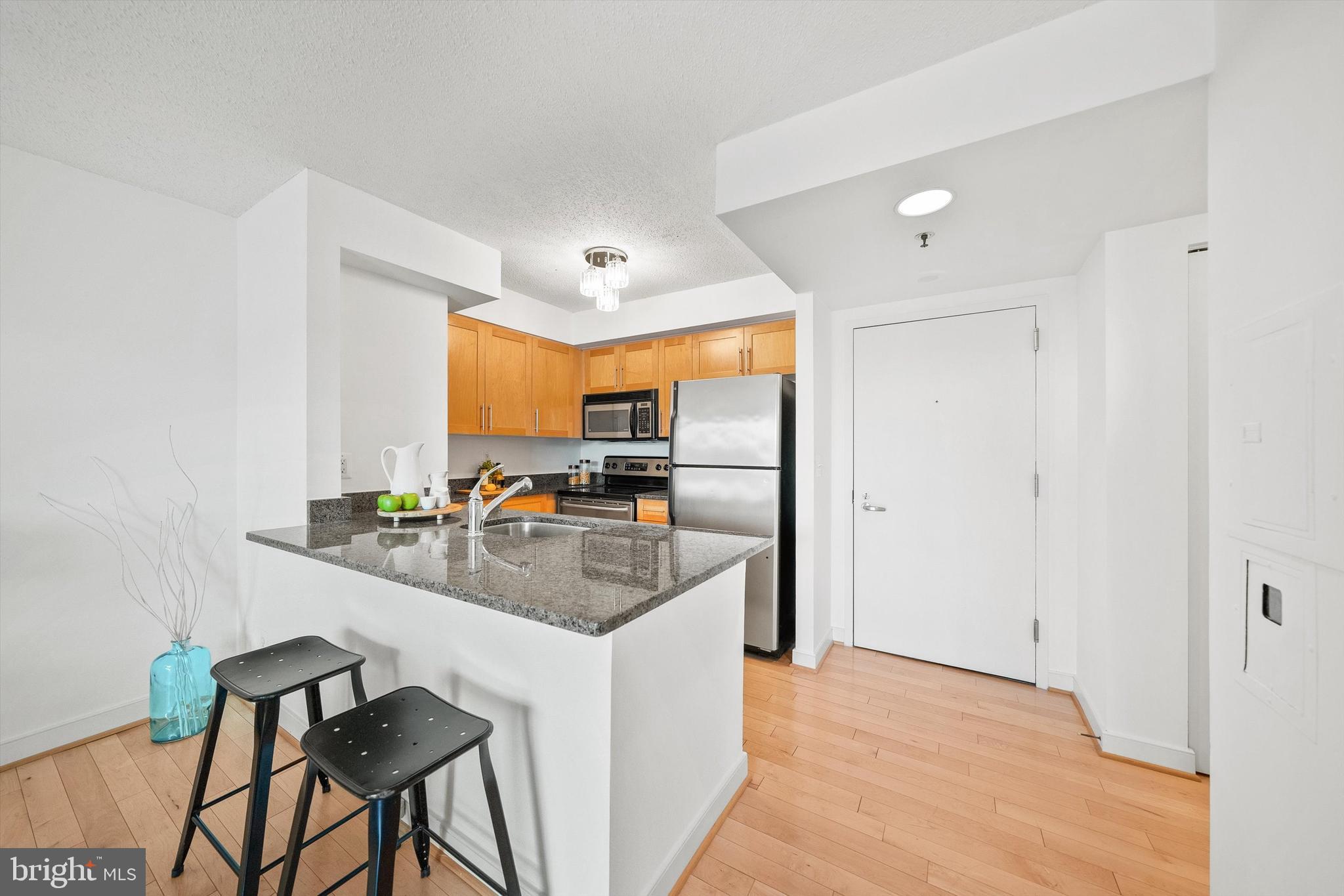 THE CHASE AT BETHESDA - Residential Lease