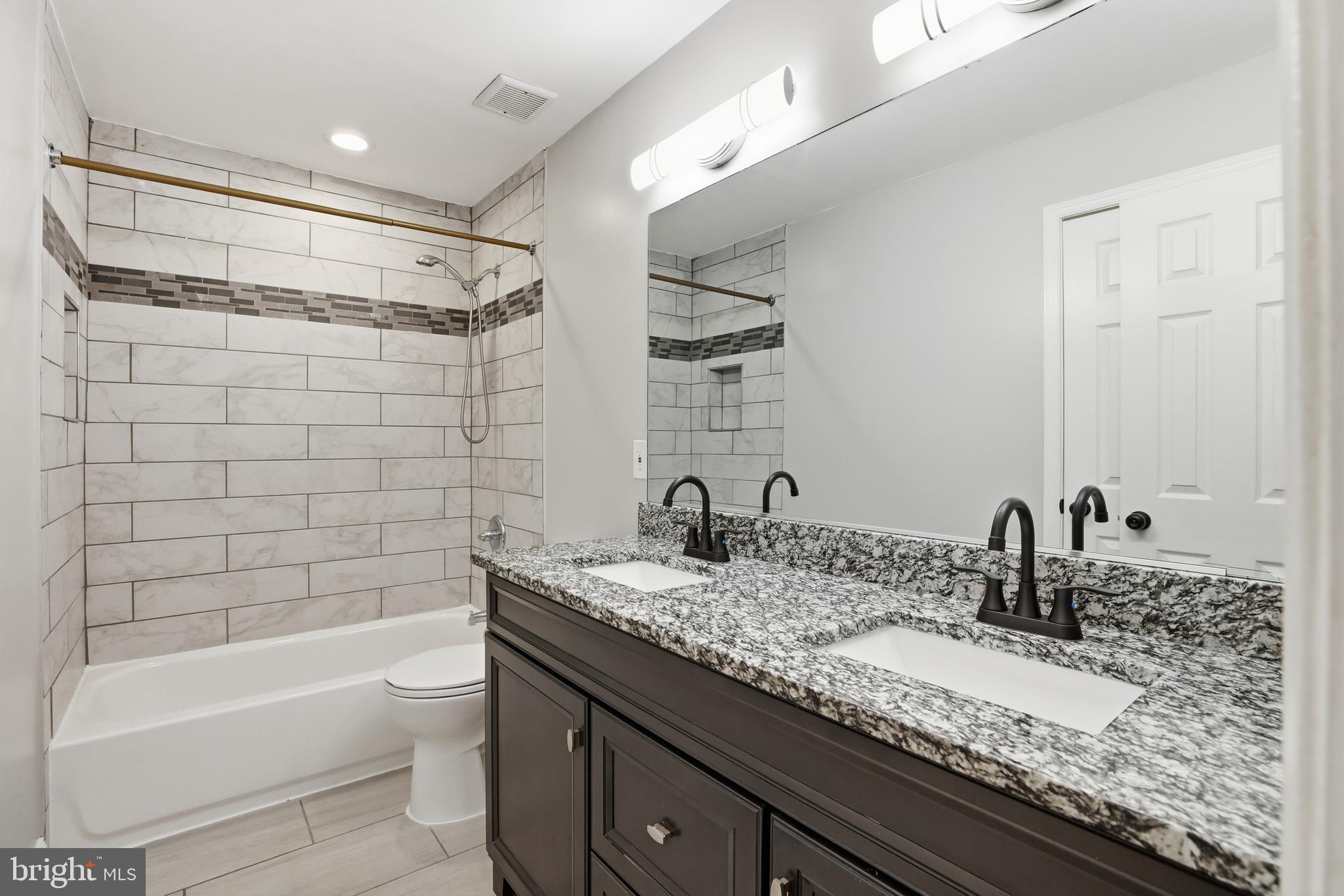 BROOKLYN - Residential