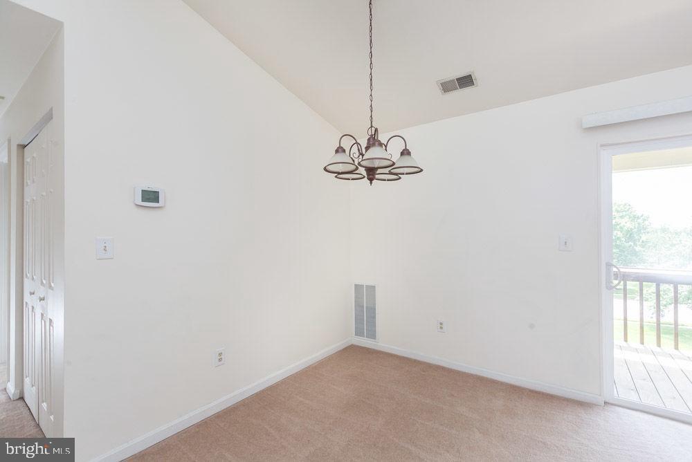 CROMWELL FOUNTAIN - Residential Lease