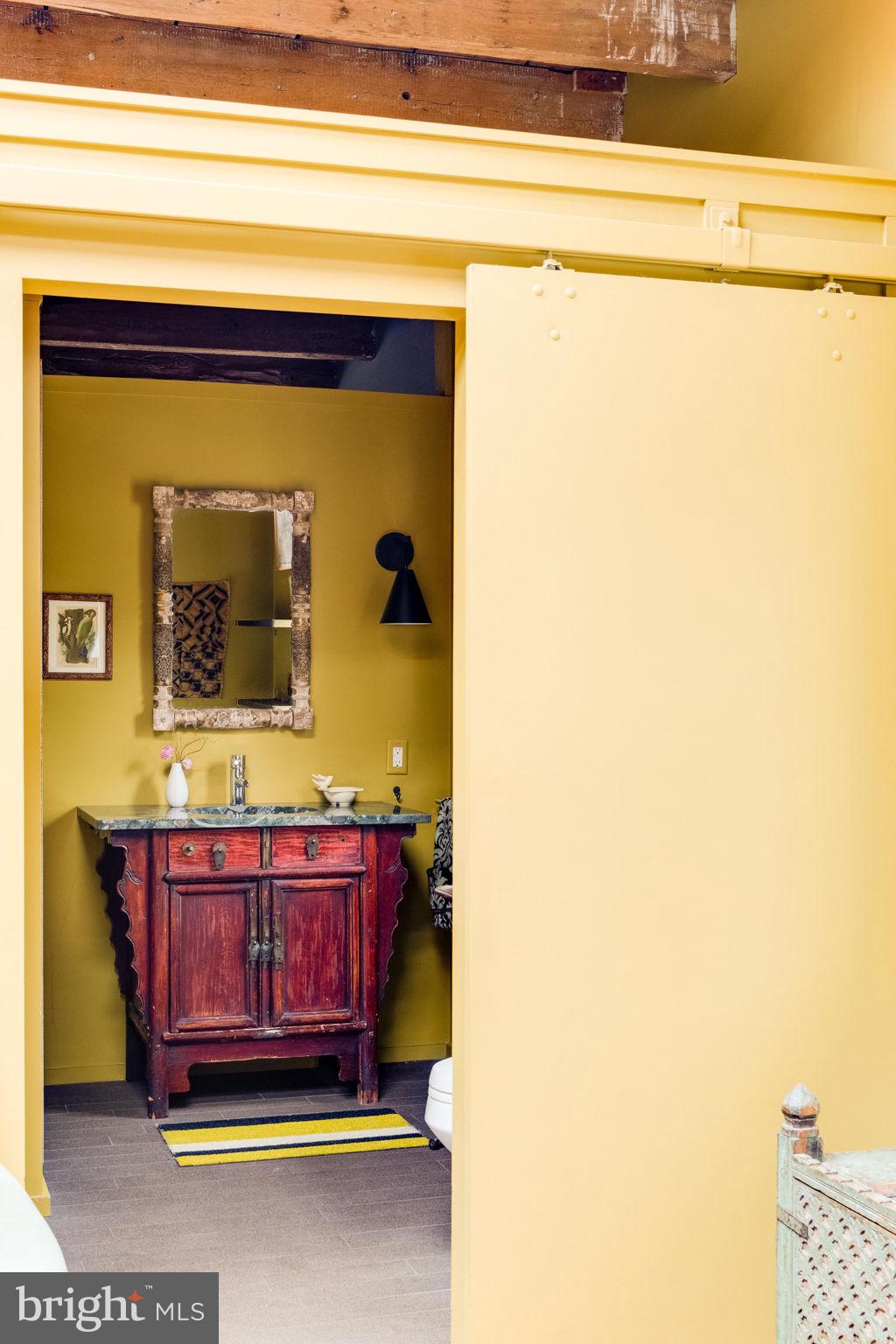 AVENUE OF THE ARTS - Residential