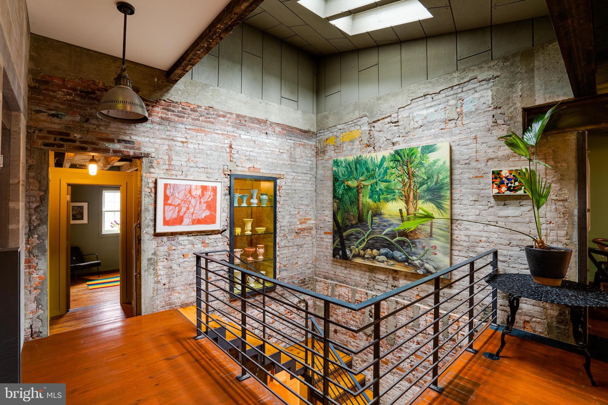 AVENUE OF THE ARTS - Residential