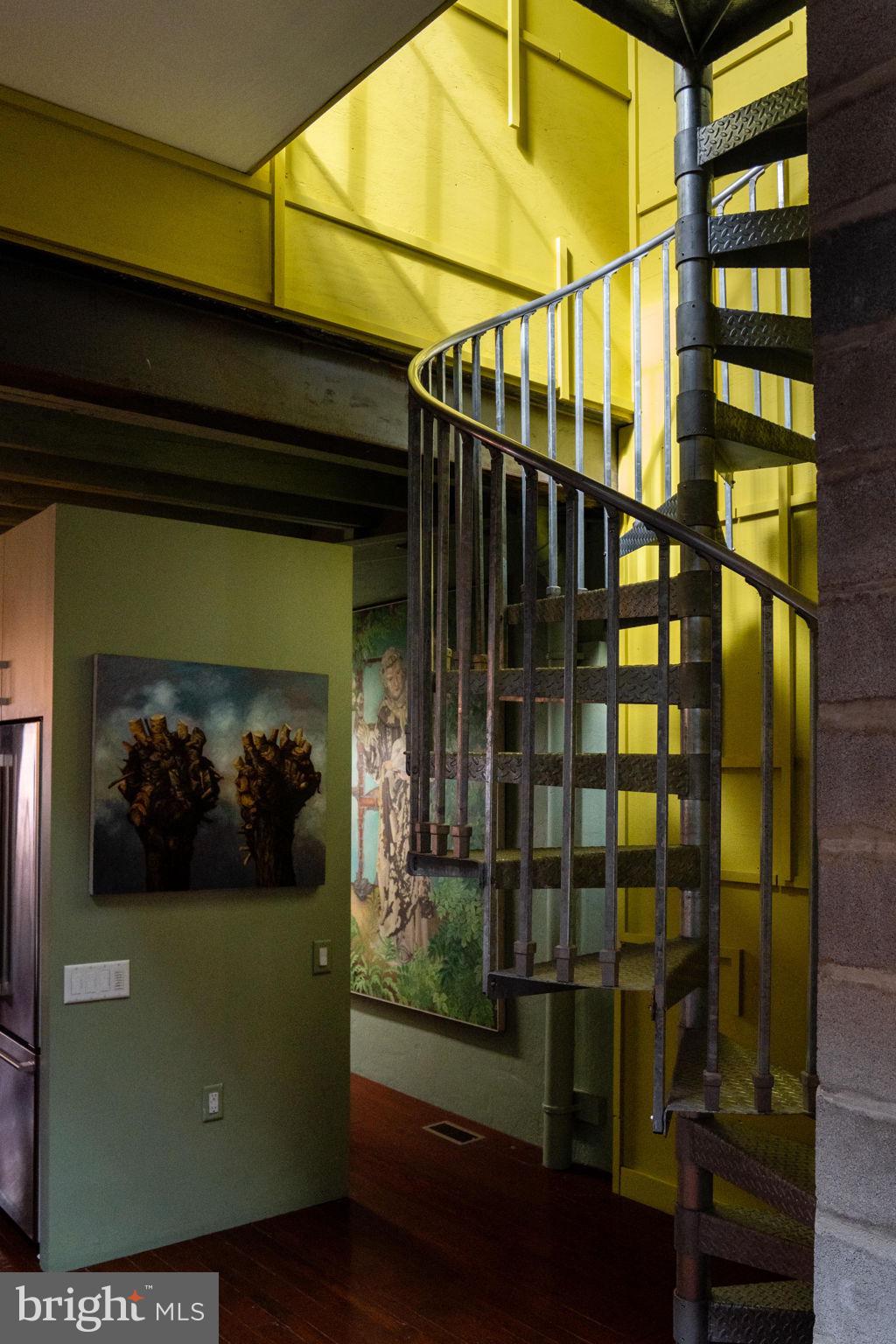 AVENUE OF THE ARTS - Residential