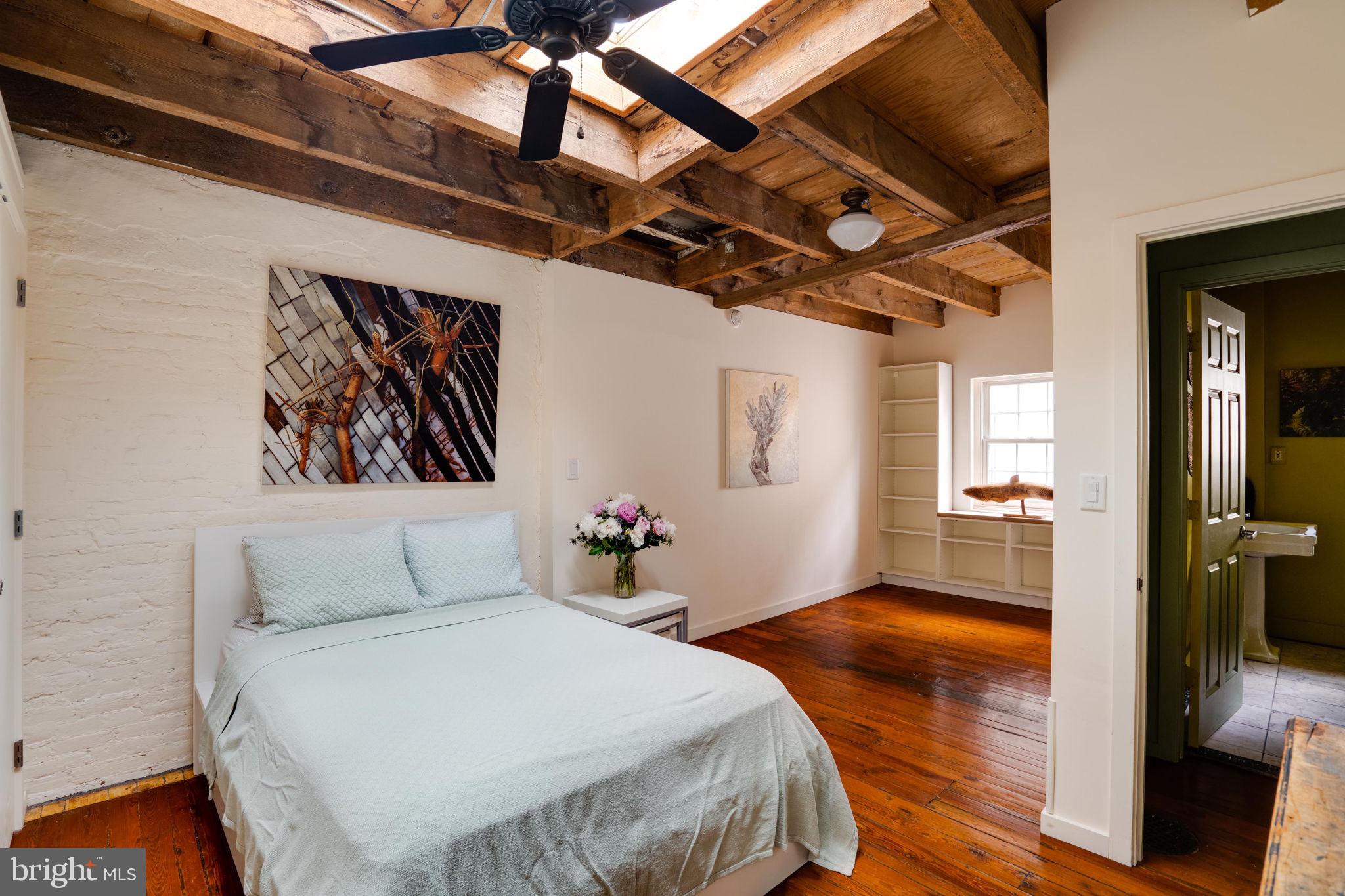 AVENUE OF THE ARTS - Residential