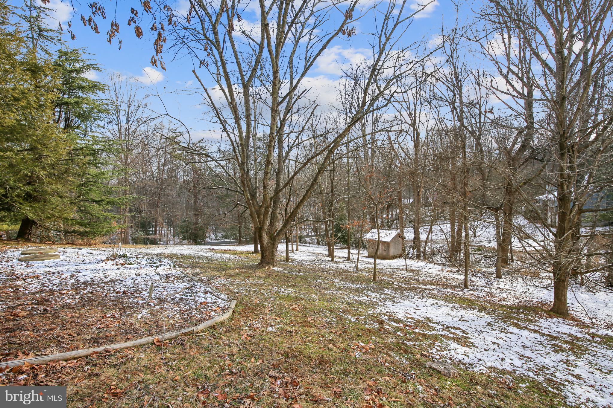 BEACH MILL WOODS - Residential Lease