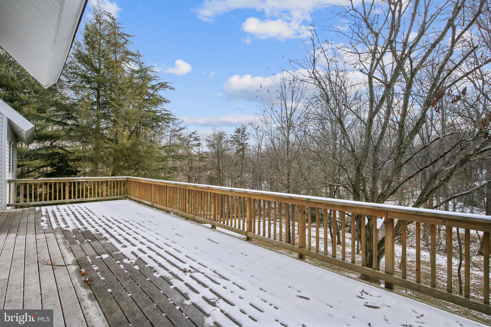 BEACH MILL WOODS - Residential Lease