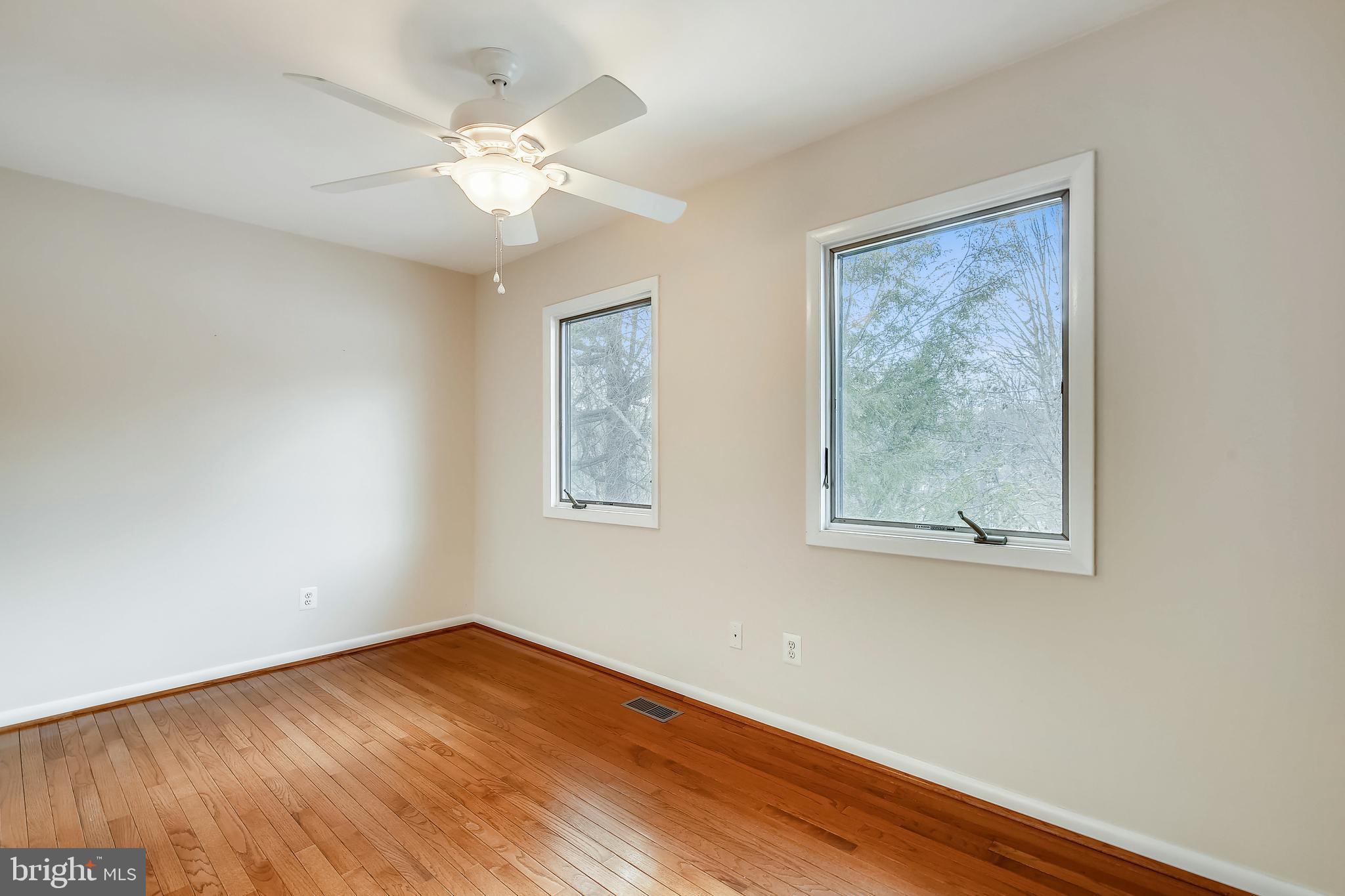 BEACH MILL WOODS - Residential Lease