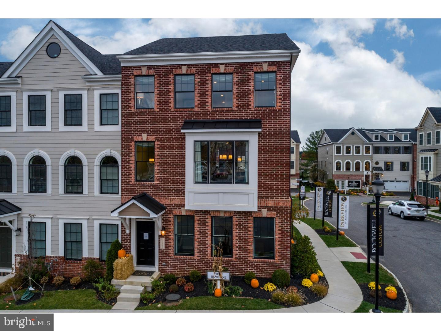 PARKVIEW - Residential