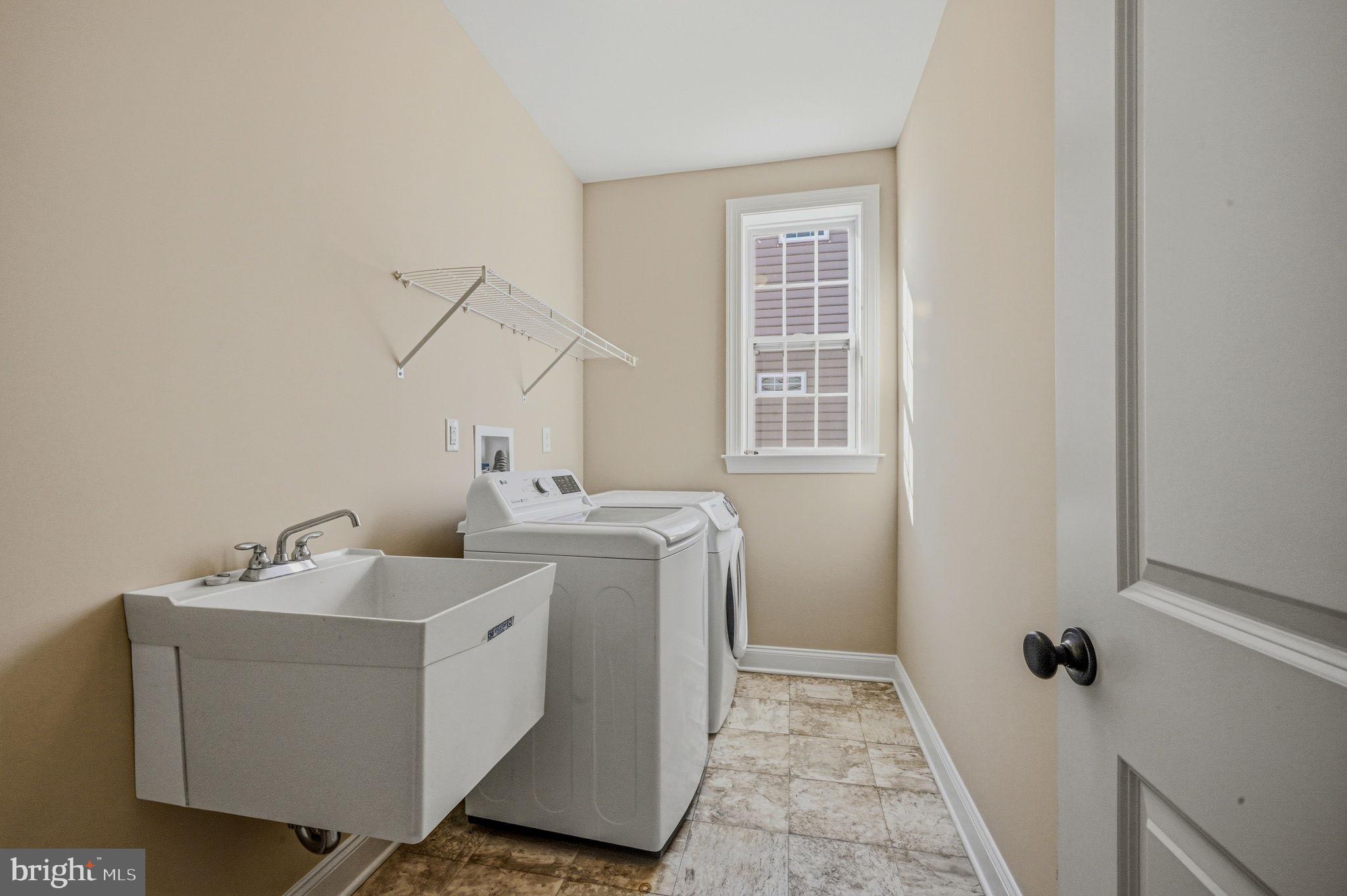 HIGHPOINT - Residential