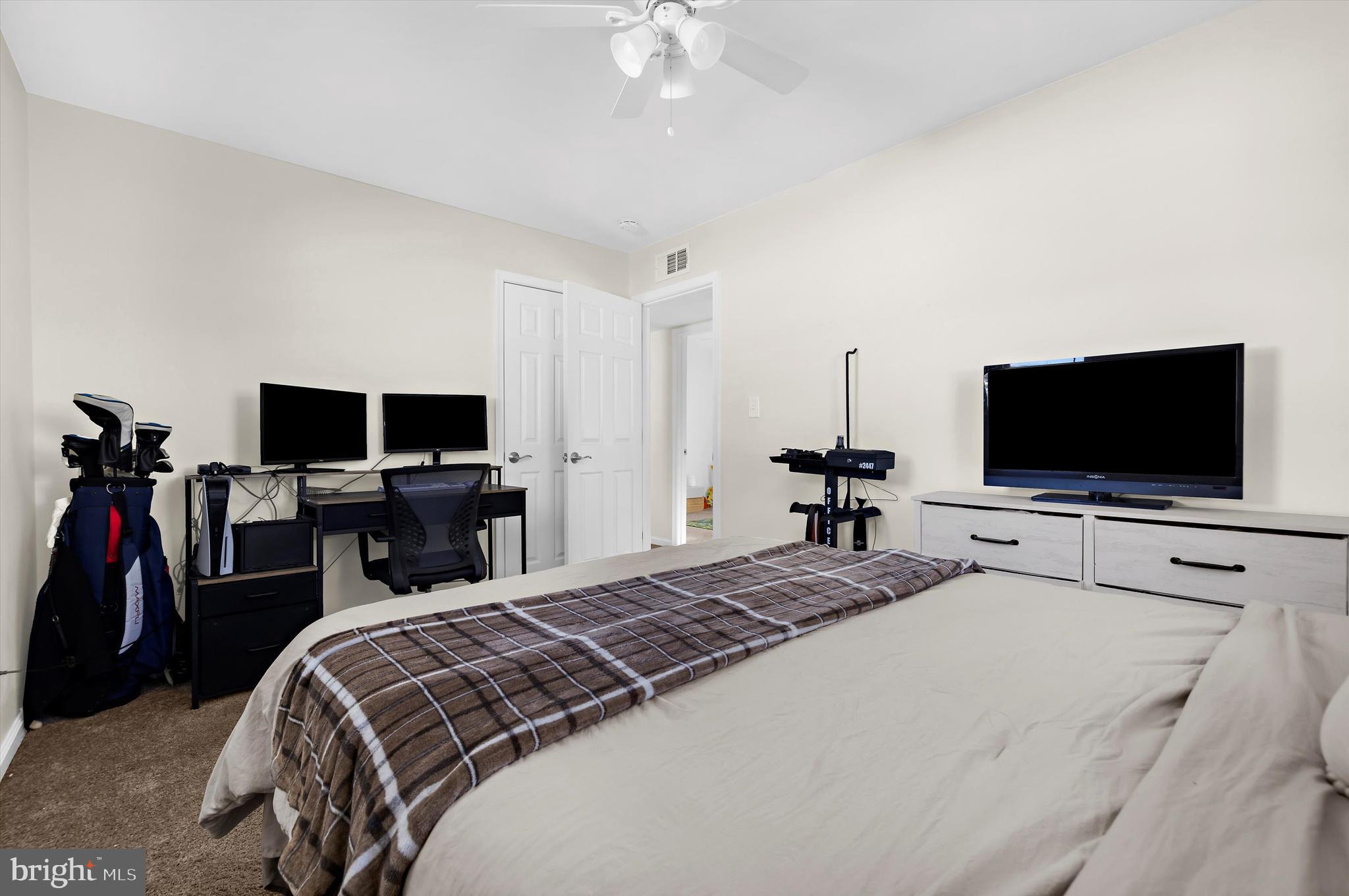 FERNDALE - Residential