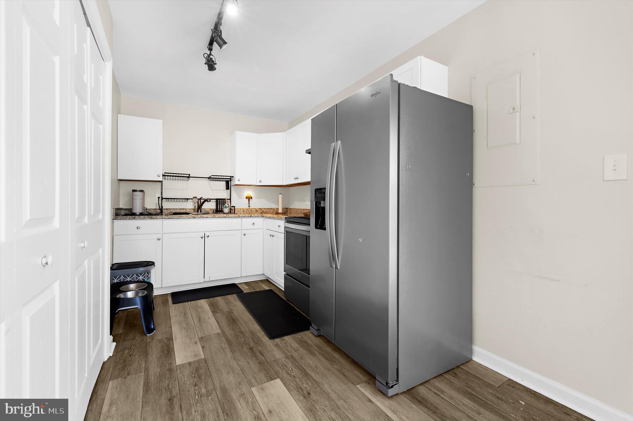 FERNDALE - Residential