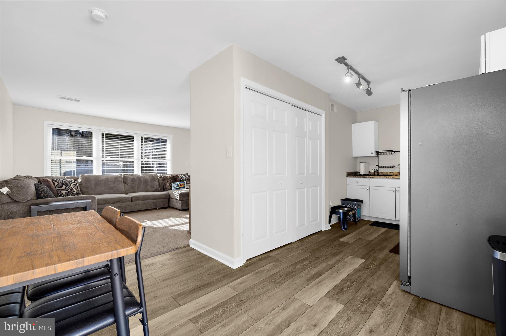 FERNDALE - Residential