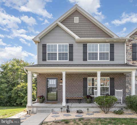 Townhouse For Sale - 4905 Laurel Valley Lane<br/> ENOLA, PA 17025