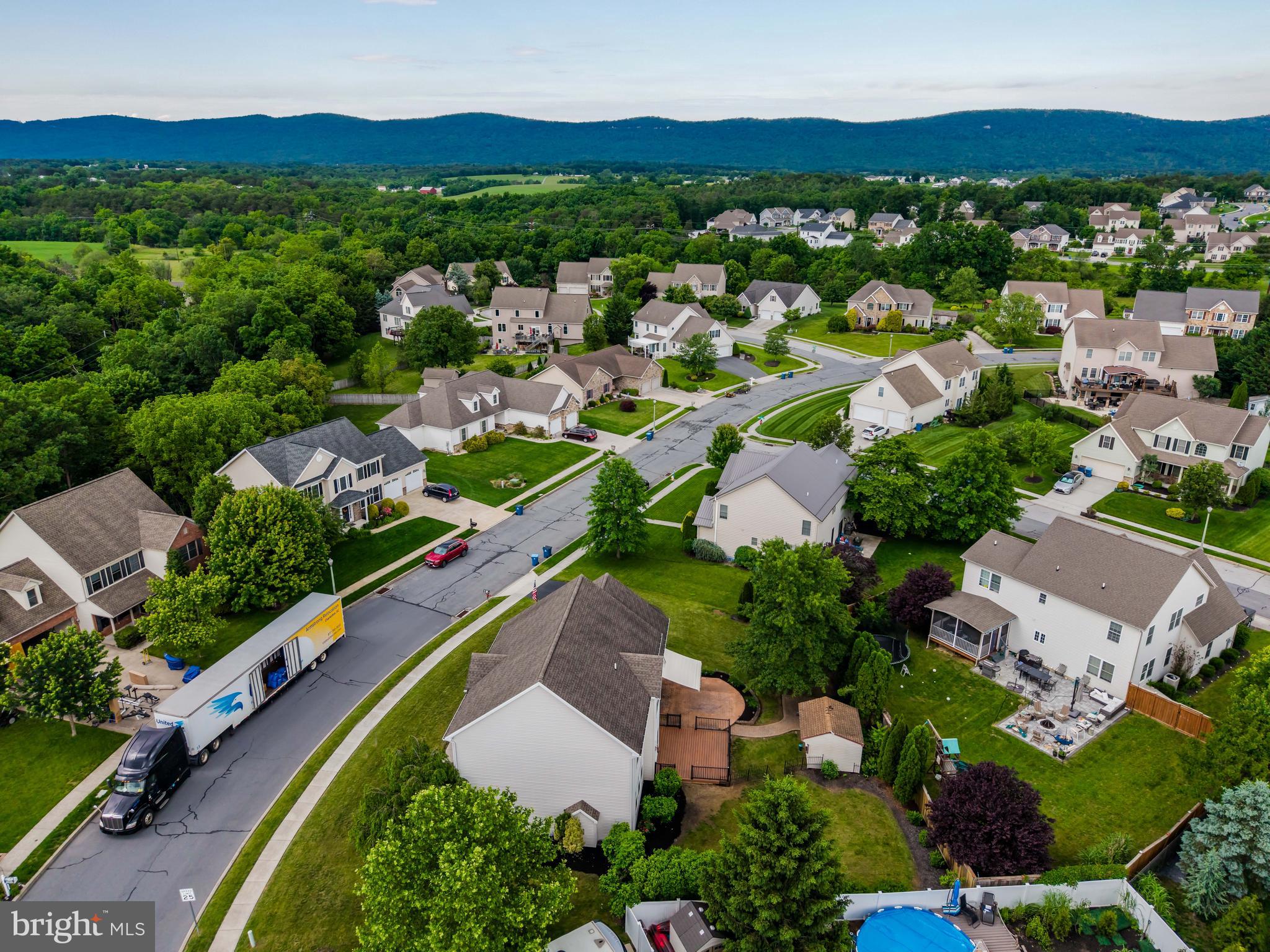 VILLAGE OF CROSS CREEK - Residential