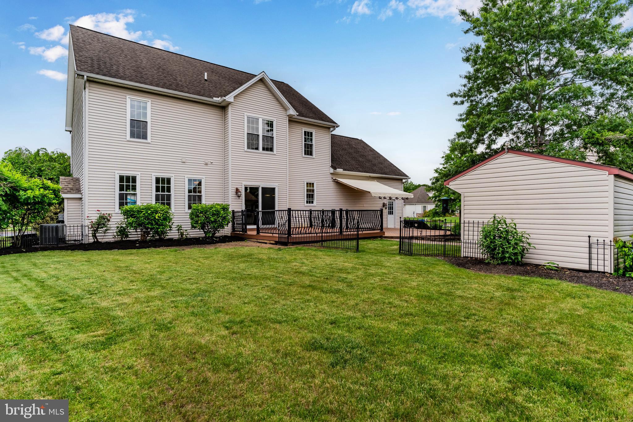 VILLAGE OF CROSS CREEK - Residential