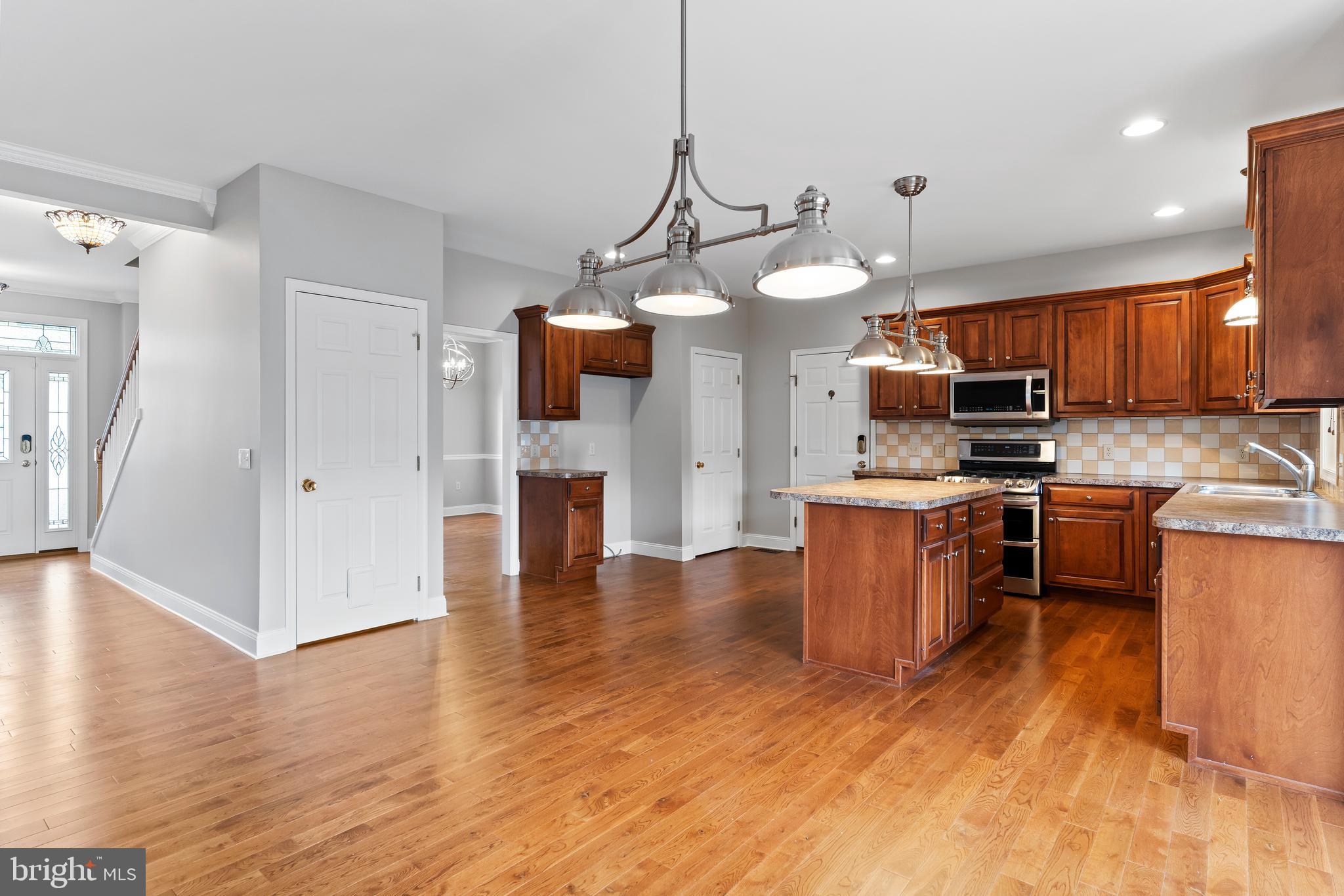 VILLAGE OF CROSS CREEK - Residential