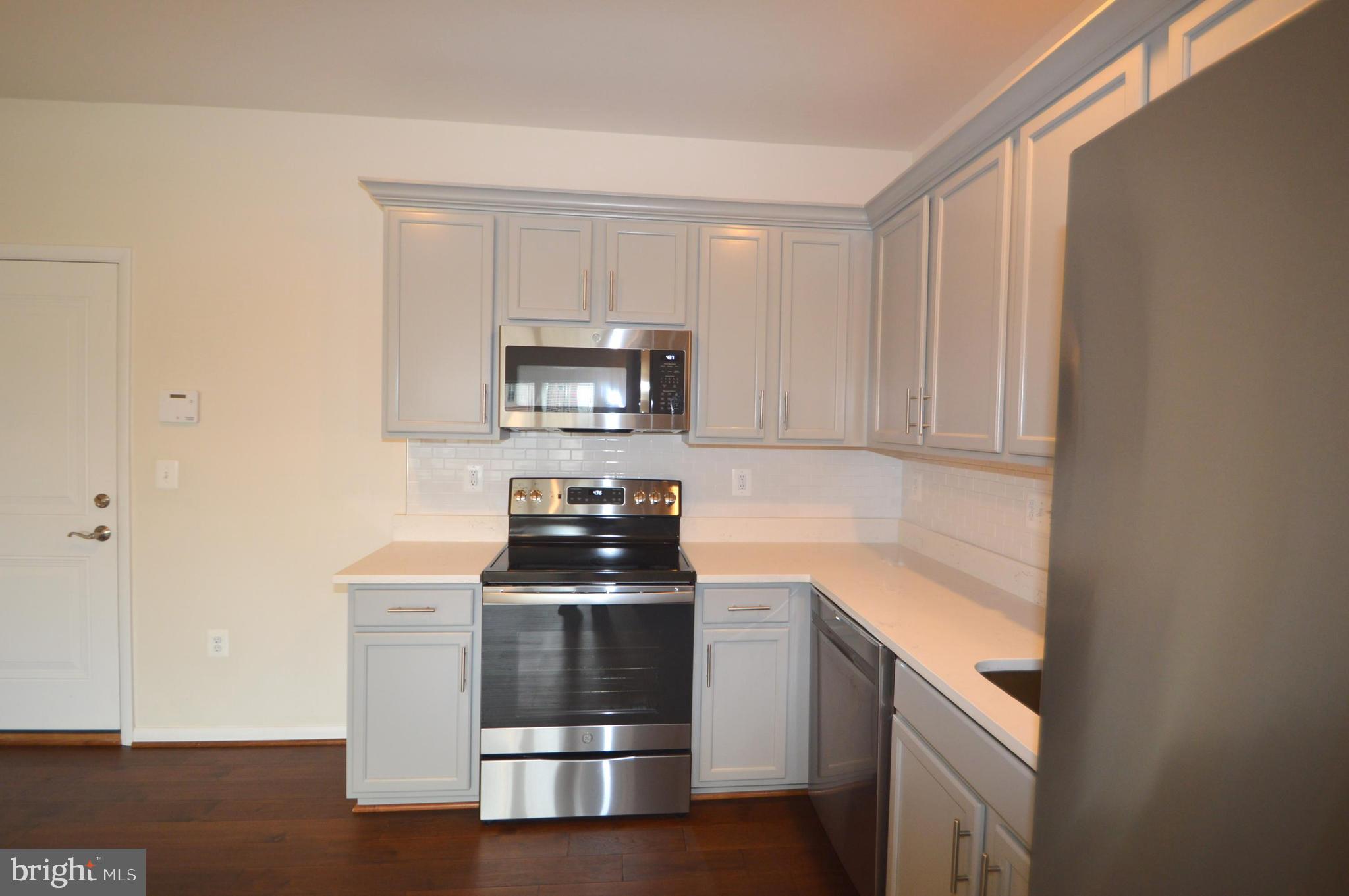 ONE LOUDOUN - Residential Lease