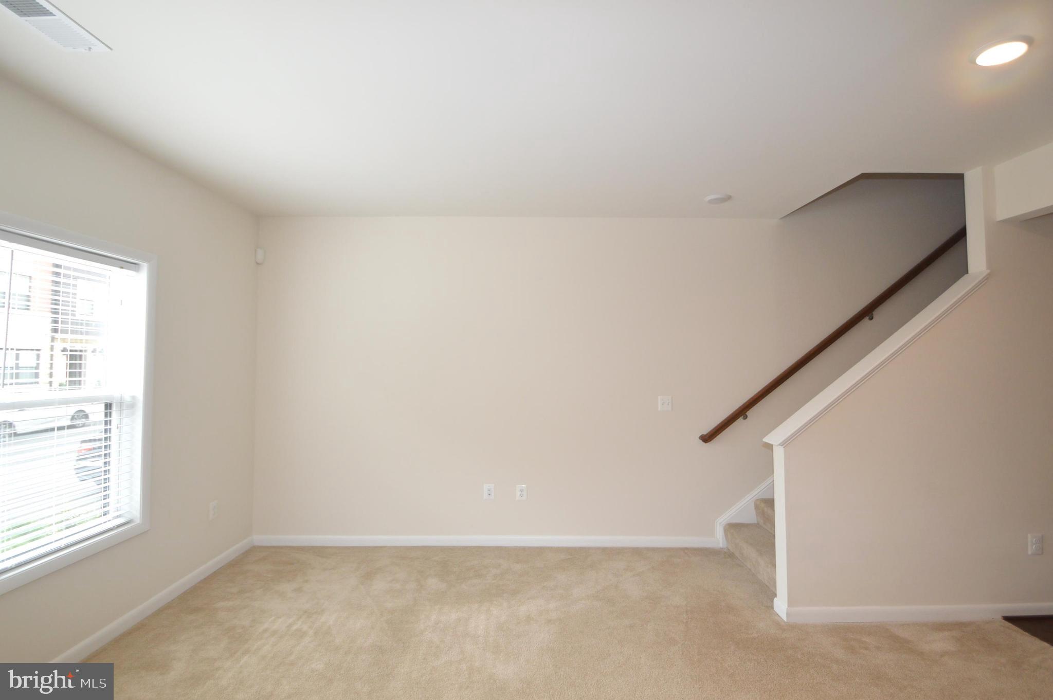 ONE LOUDOUN - Residential Lease