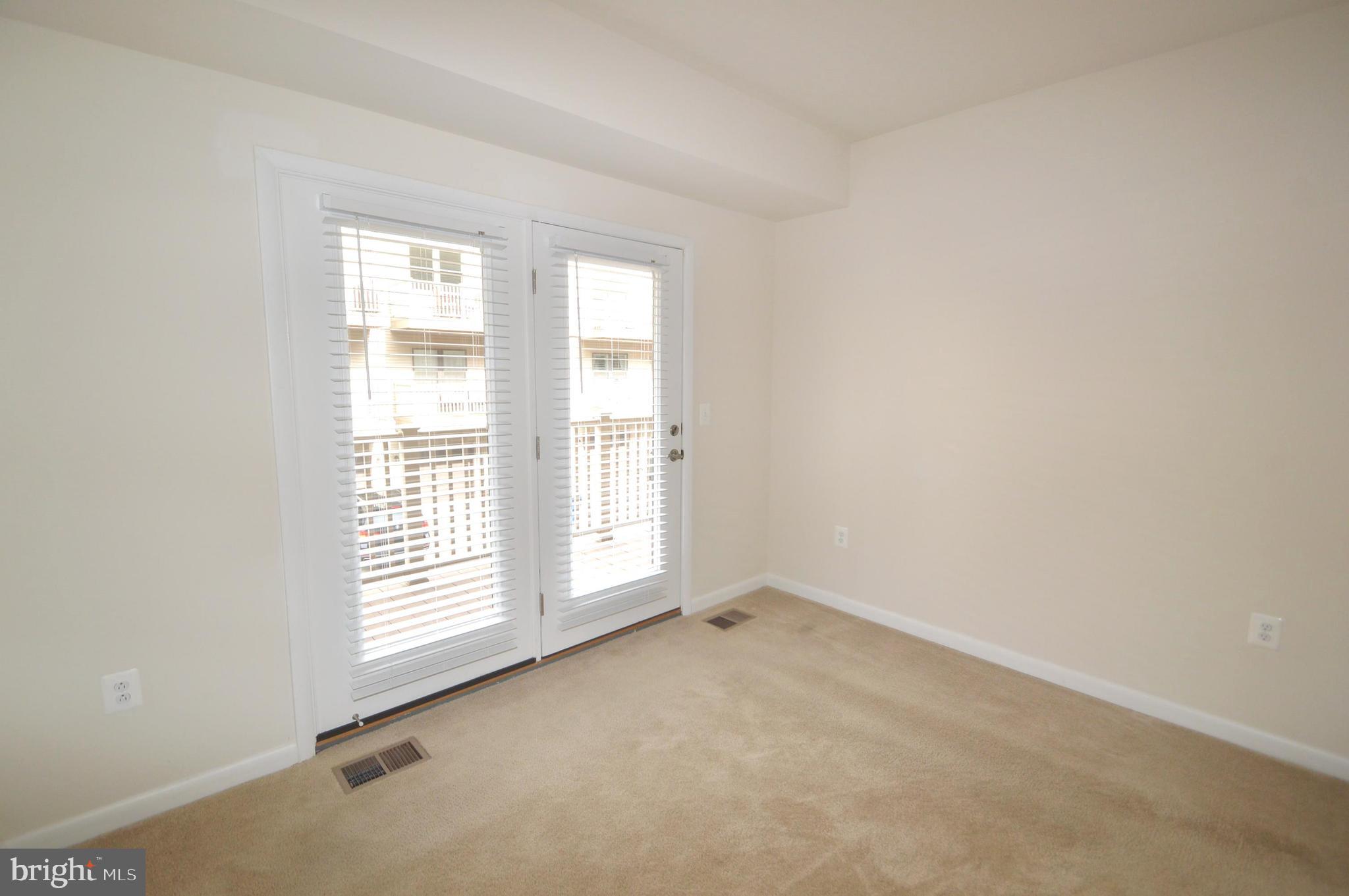 ONE LOUDOUN - Residential Lease