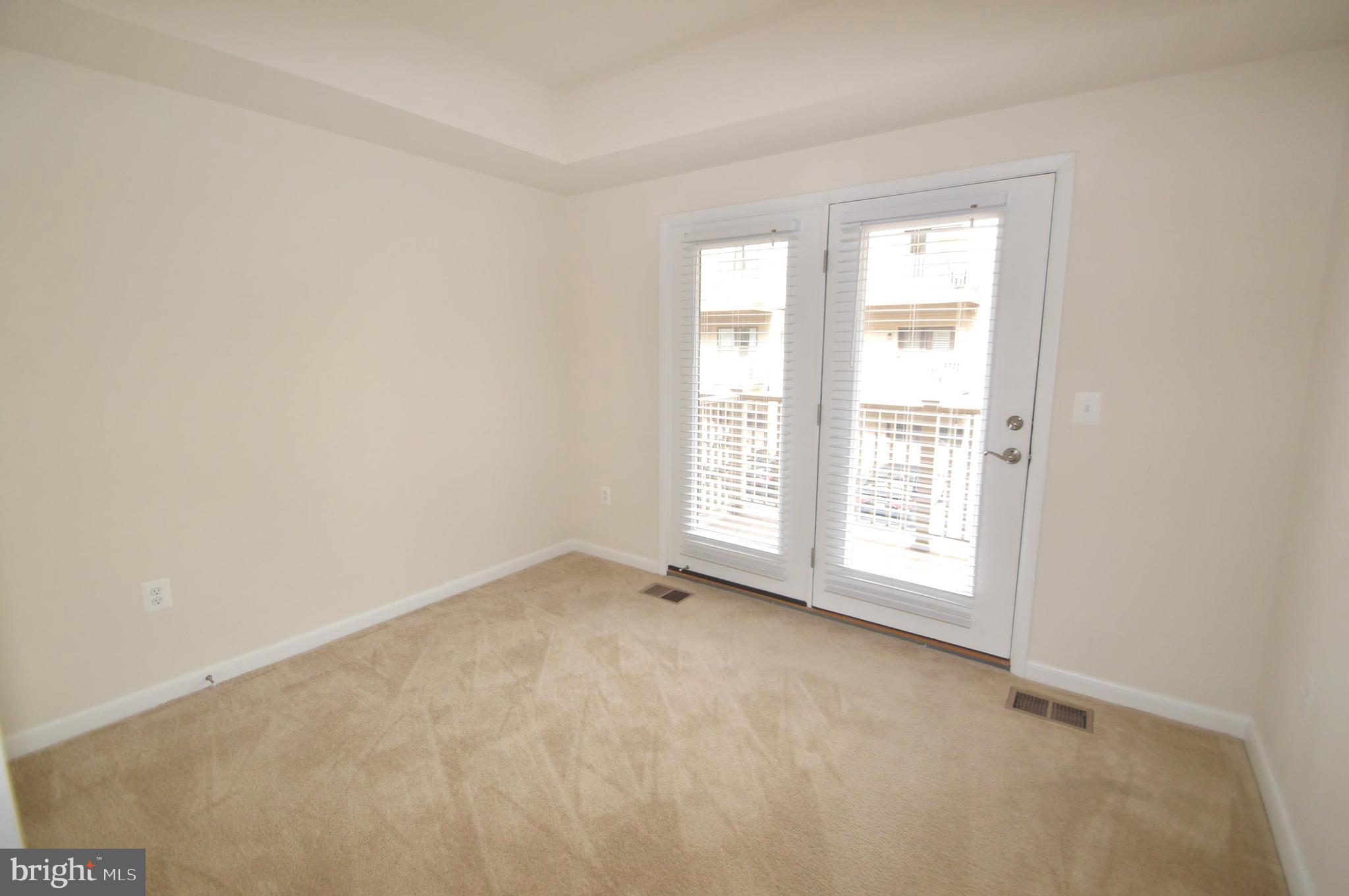 ONE LOUDOUN - Residential Lease