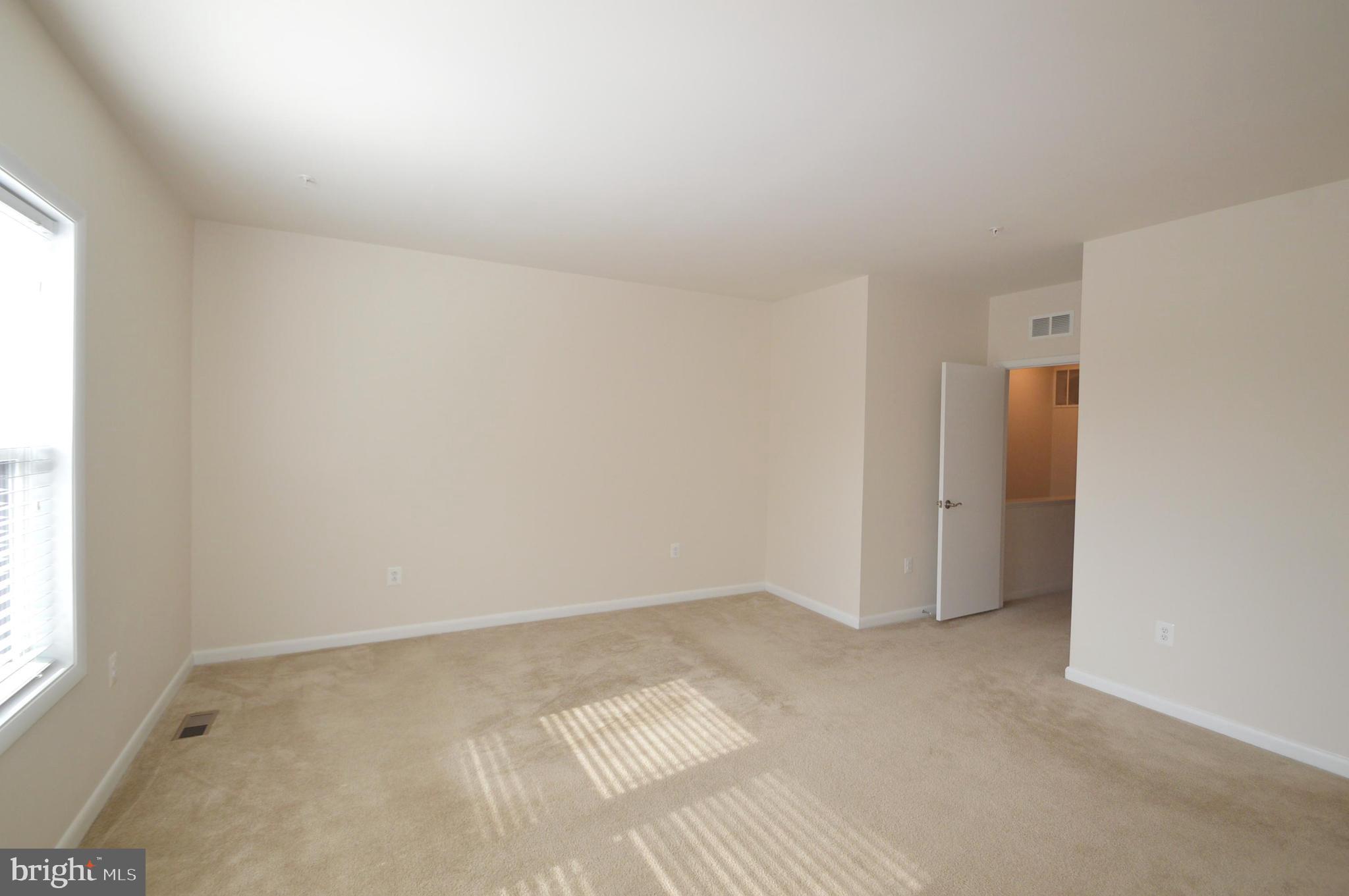 ONE LOUDOUN - Residential Lease