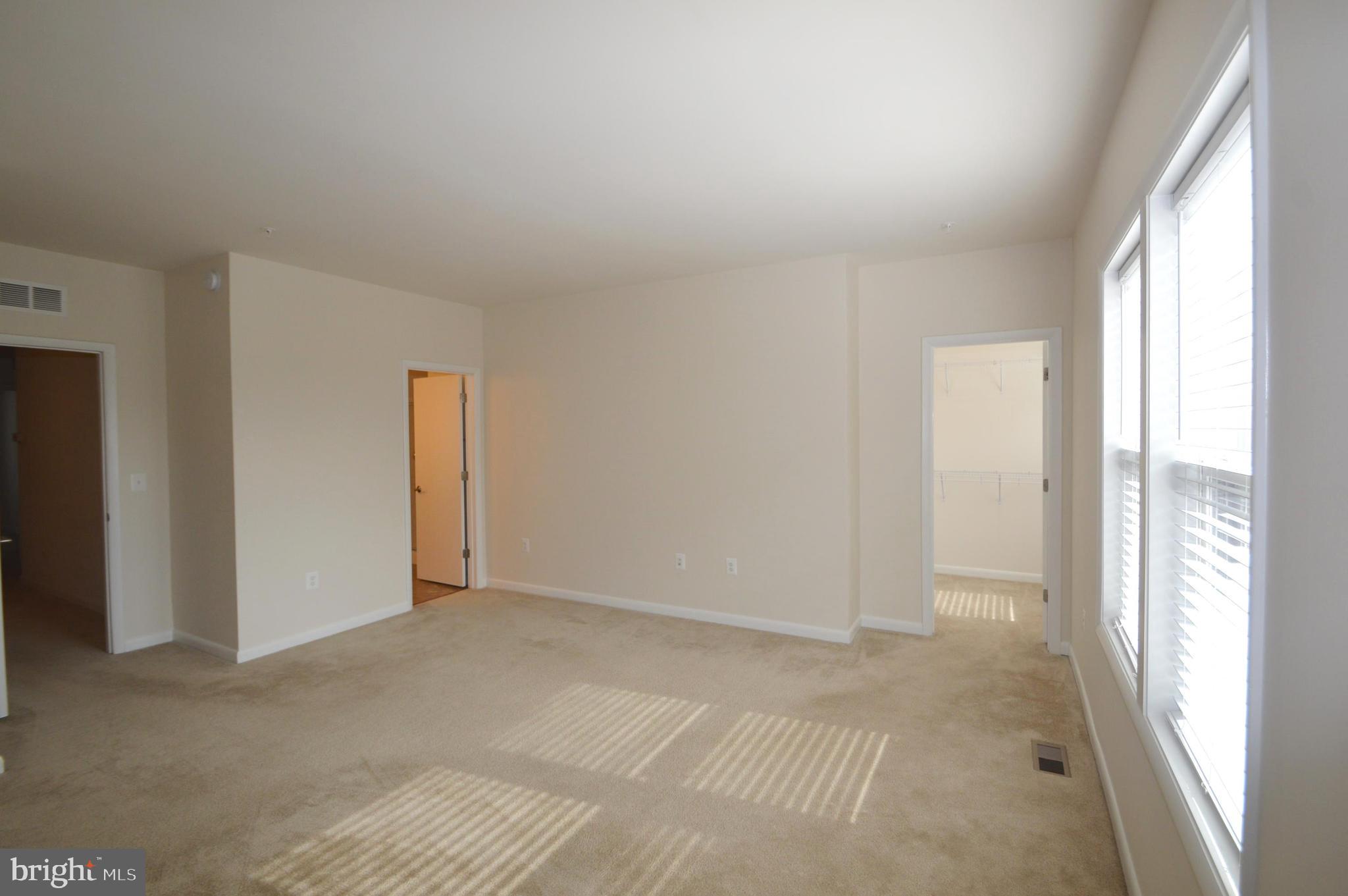 ONE LOUDOUN - Residential Lease