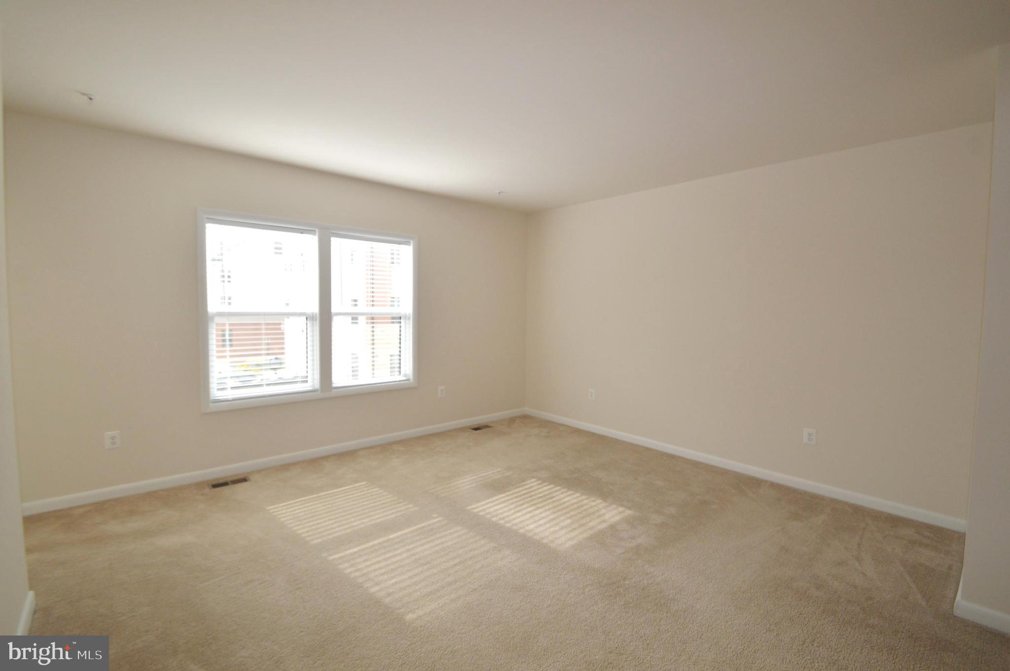 ONE LOUDOUN - Residential Lease