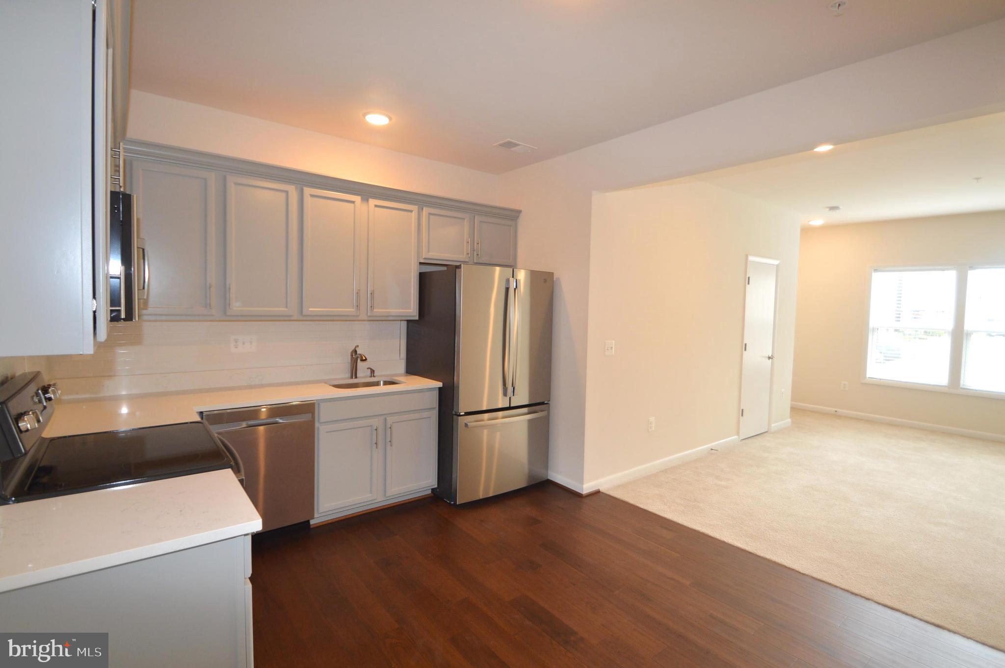 ONE LOUDOUN - Residential Lease