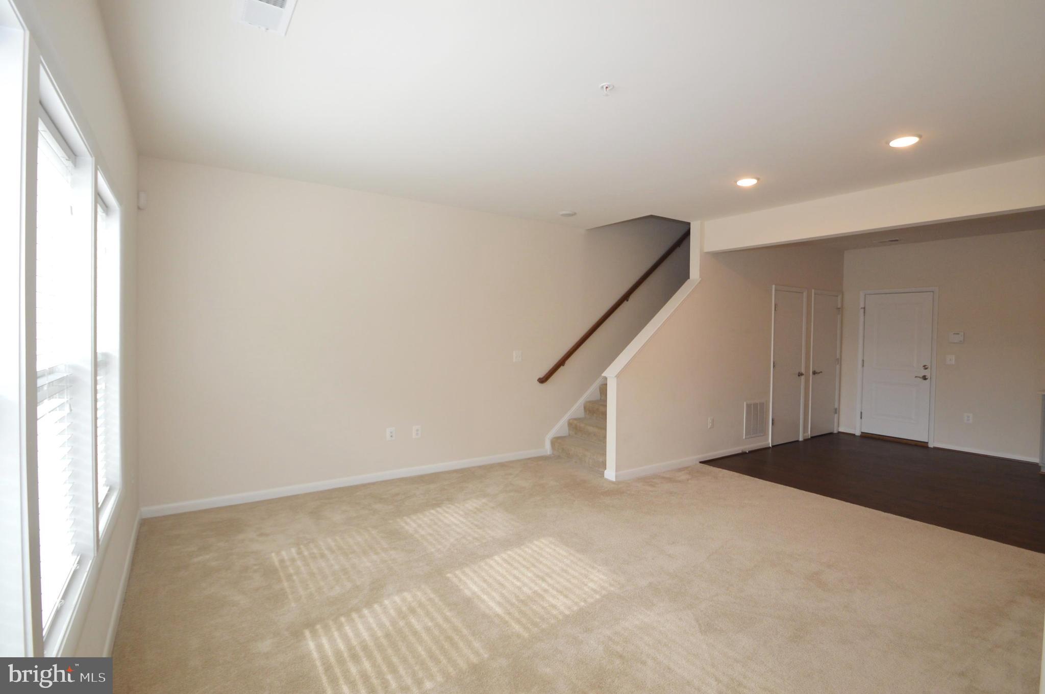 ONE LOUDOUN - Residential Lease