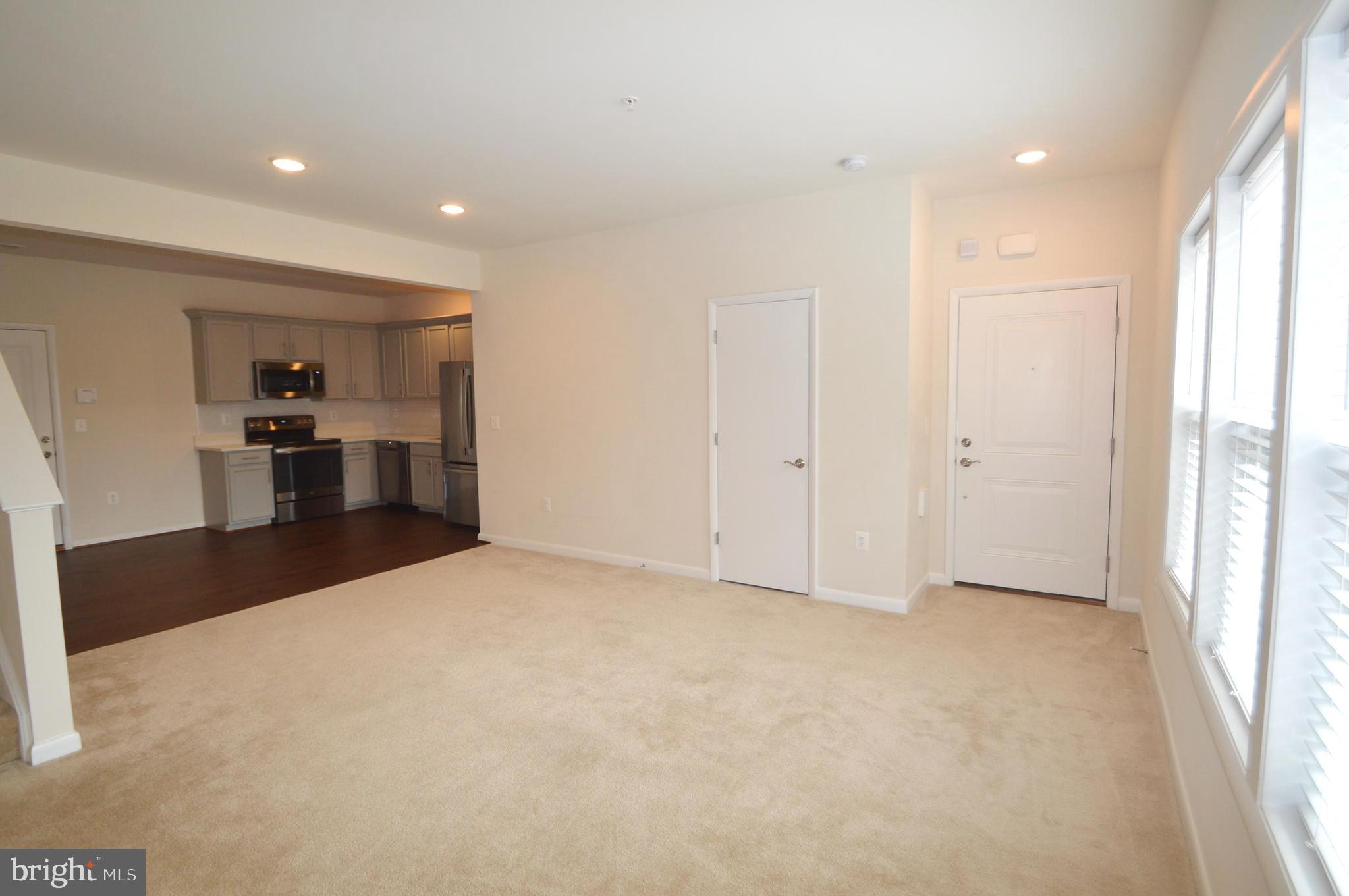 ONE LOUDOUN - Residential Lease