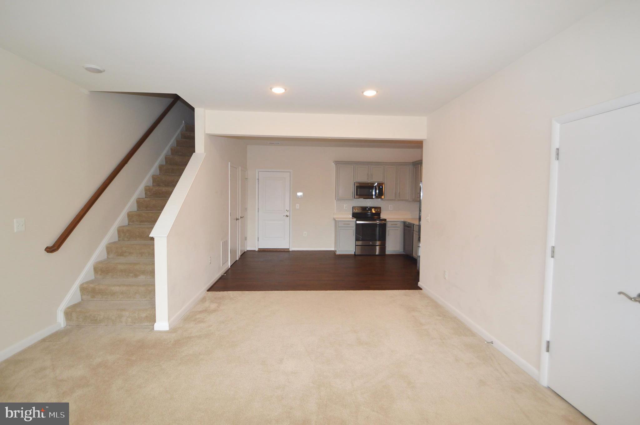 ONE LOUDOUN - Residential Lease