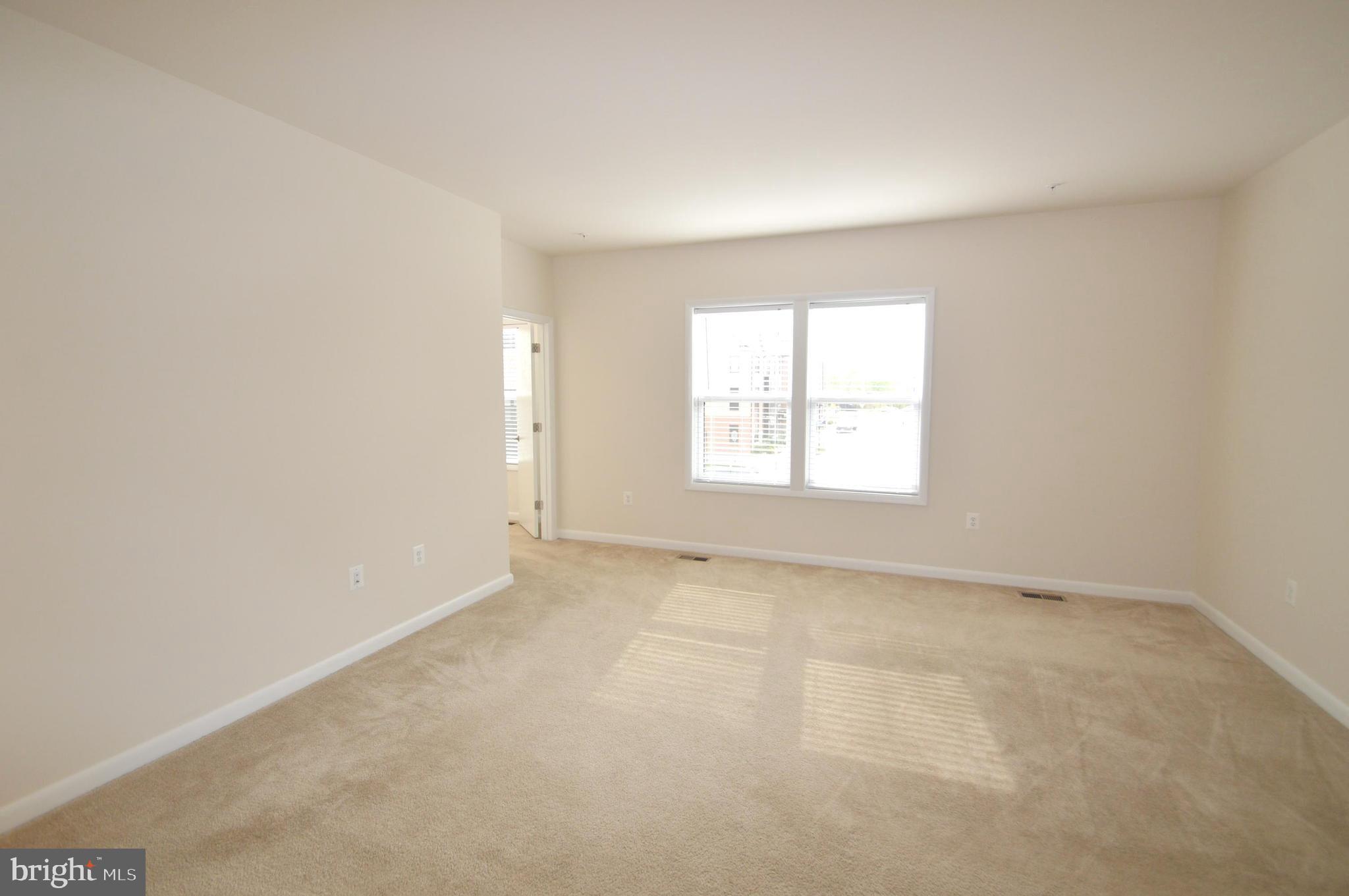 ONE LOUDOUN - Residential Lease