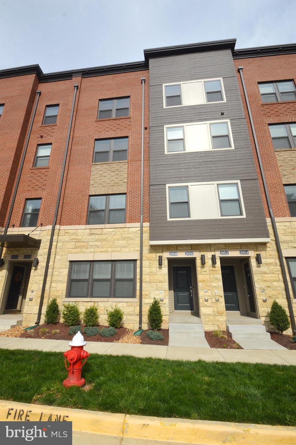 ENJOY ALL OF ONE LOUDOUN AMENITIES & LOCATION*DIRECTLY ACROSS FROM SHOPPING, RETAIL, GROCERIES, RESTAURANTS, BARS AND TOP GOLF*READY FOR IMMEDIATE OCCUPANCY-MOVE RIGHT IN*OPEN, LIGHT & BRIGHT THROUGHOUT*SUPER CLEAN FOR YOUR PICKIEST TENANTS*BRICK/STONE FRONT WITH COVERED FRONT ENTRANCE*3 BEDROOMS, 2 FULL BATHS & 1 CAR GARAGE*9 FOOT CEILINGS ON MAIN LEVEL*OPEN LIVING ROOM WITH RECESSED LIGHTS*REMODELED KITCHEN WITH NEW FLOORING, COUNTERTOPS, ALL STAINLESS STEEL APPLIANCES, CABINETS & BACKSPLASH*BREAKFAST AREA & WALK IN PANTRY*LARGE PRIMARY BEDROOM WITH TWO WALK IN CLOSETS & FULL BATH*TWO ADDITIONAL BEDROOMS ON UPPER LEVEL & 2ND FULL BATH*WALK OUT TO COVERED BALCONY*WASHER & DRYER ON UPPER LEVEL*EXTRA PARKING IN FRONT OF UNIT*