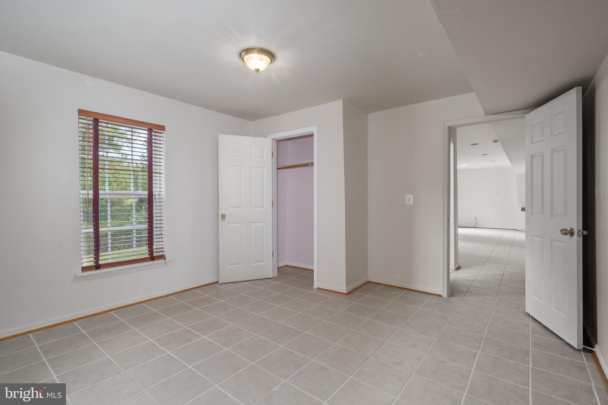 CARDINAL GLEN - Residential