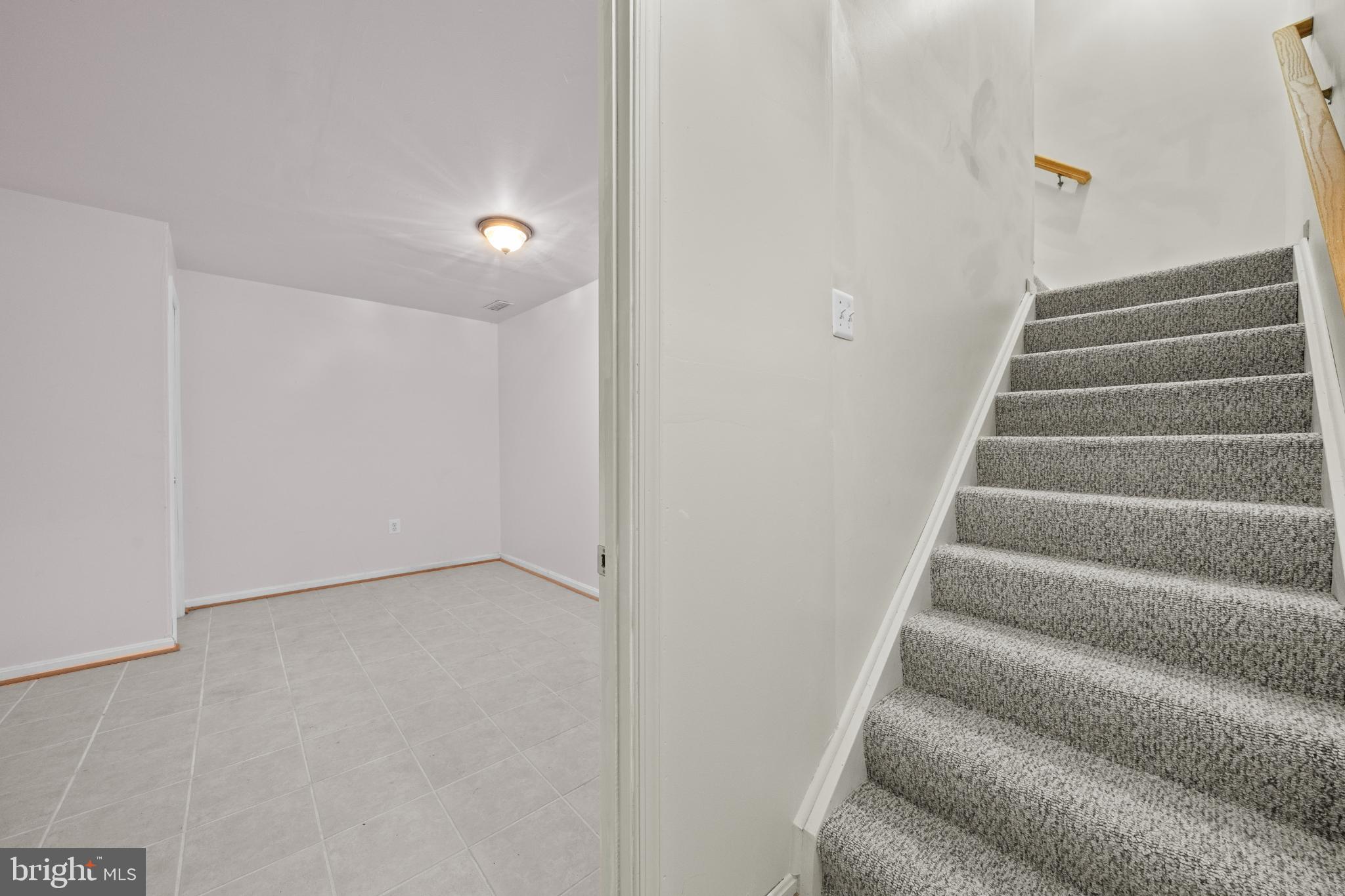 CARDINAL GLEN - Residential