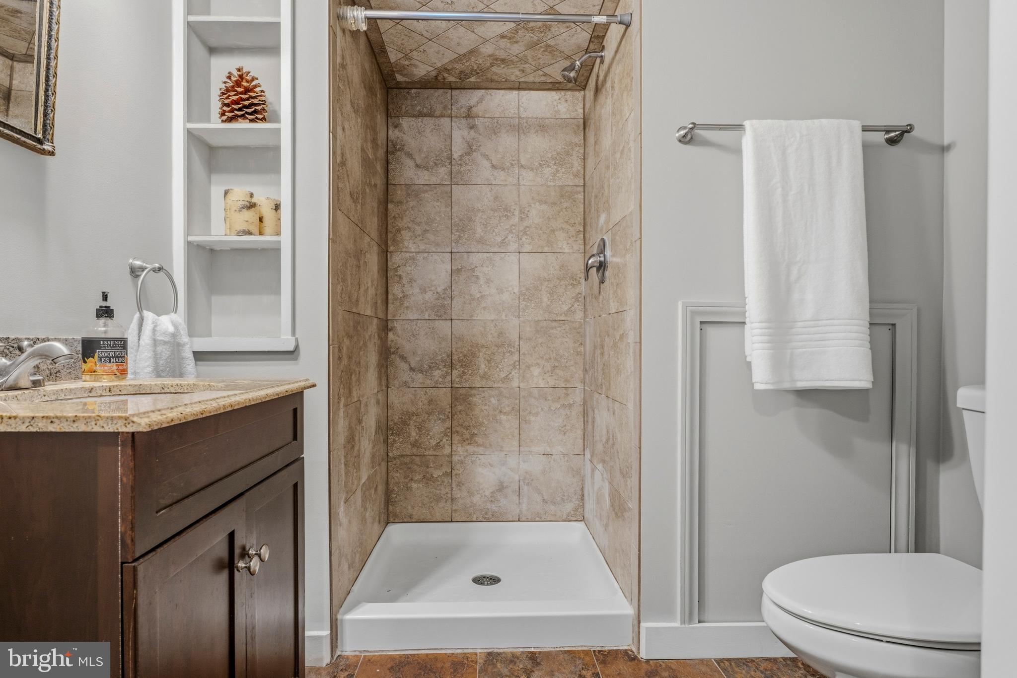 GLEN MAR - Residential