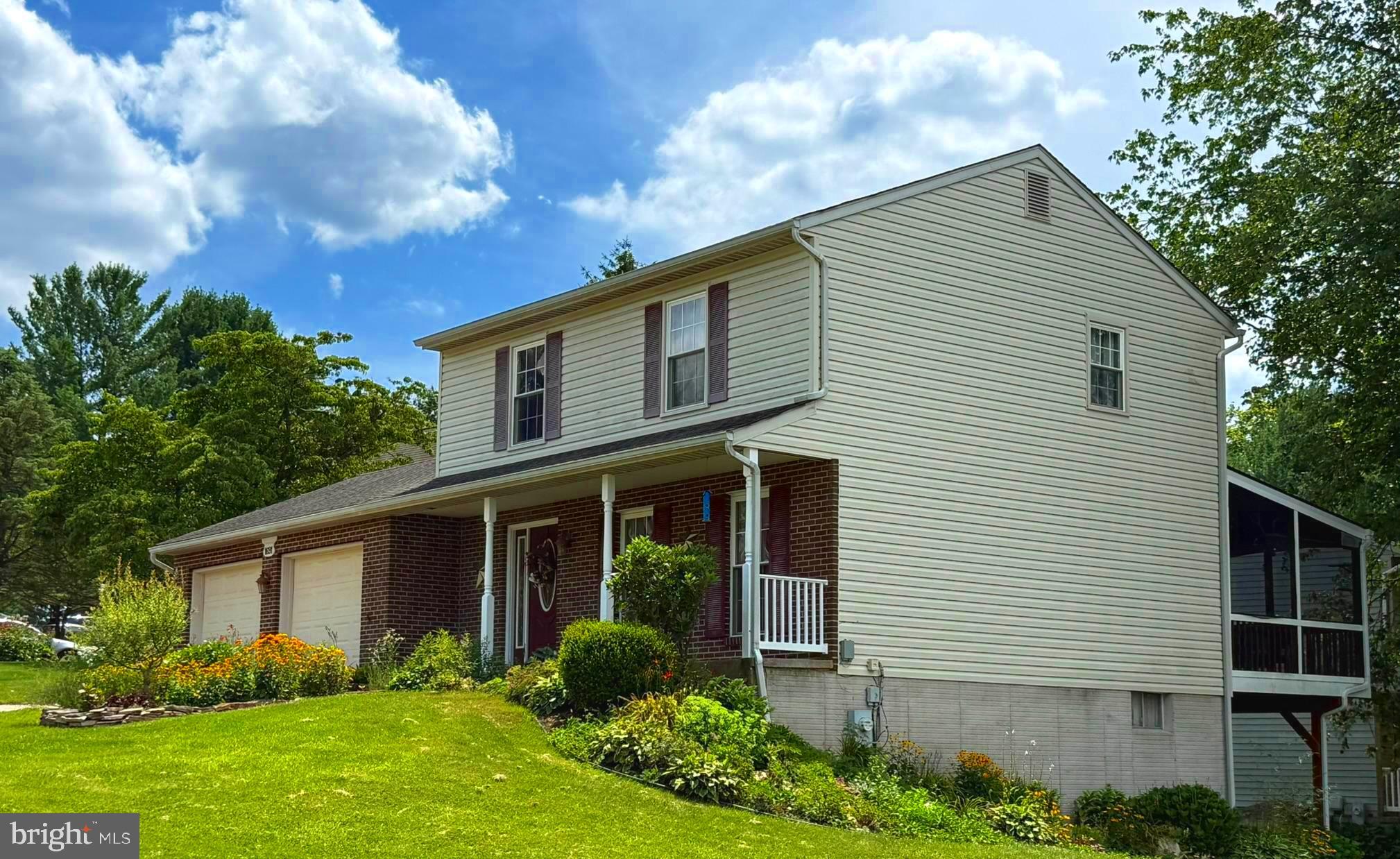 1691 BRIMFIELD CIRCLE