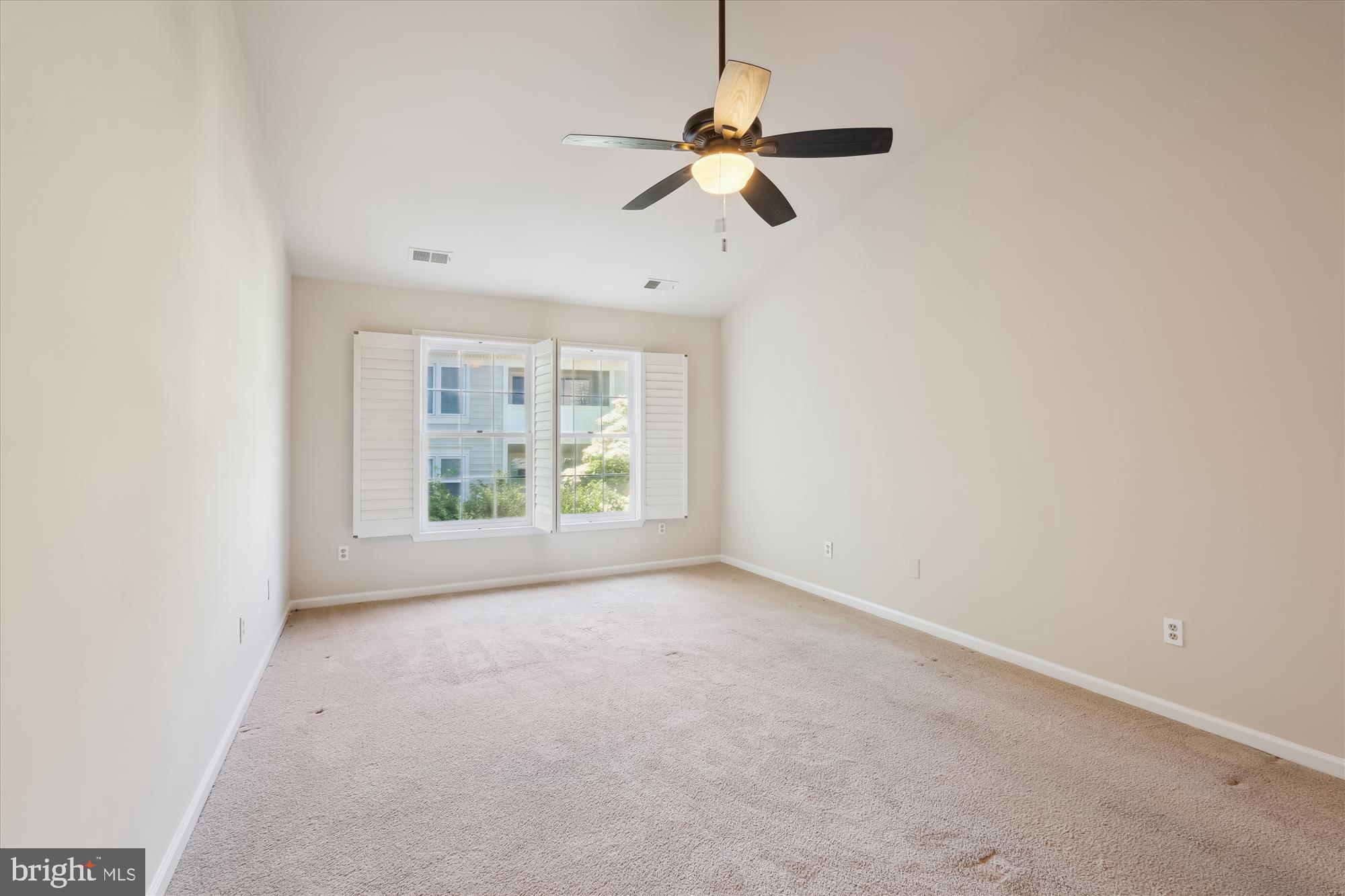 TIMBERLAWN - Residential