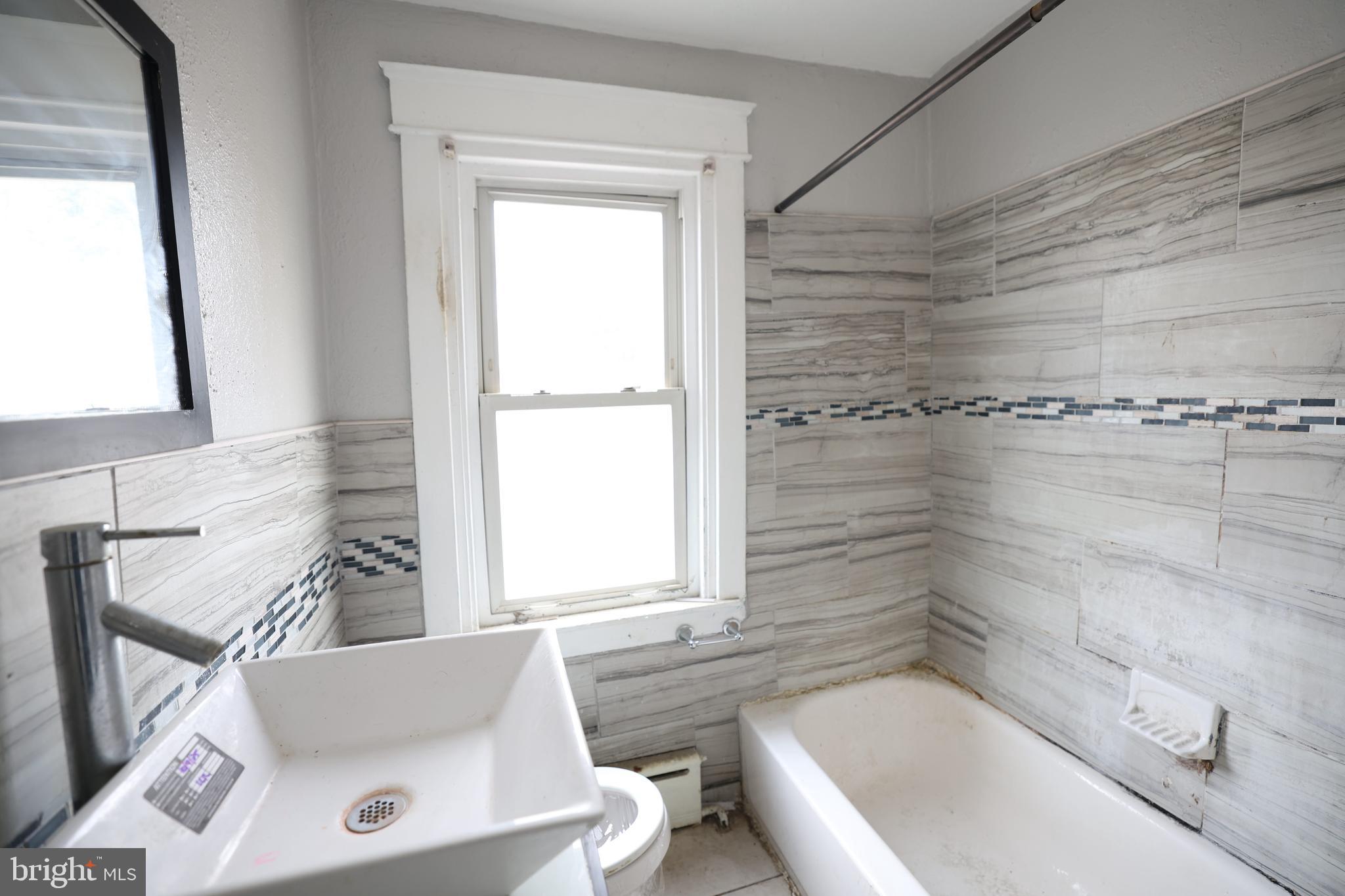 COLLINGDALE - Residential