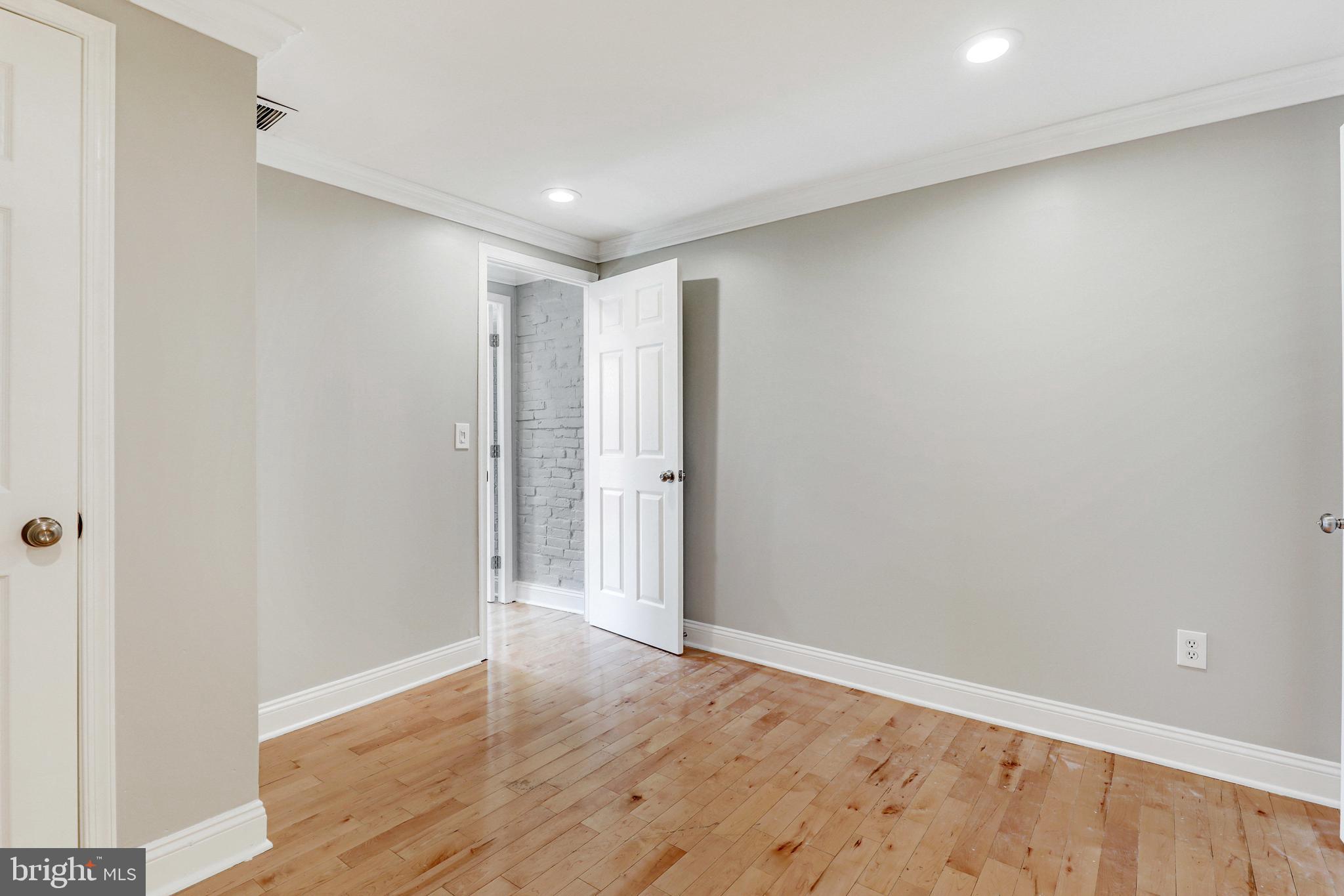 FEDERAL HILL HISTORIC DISTRICT - Residential Lease