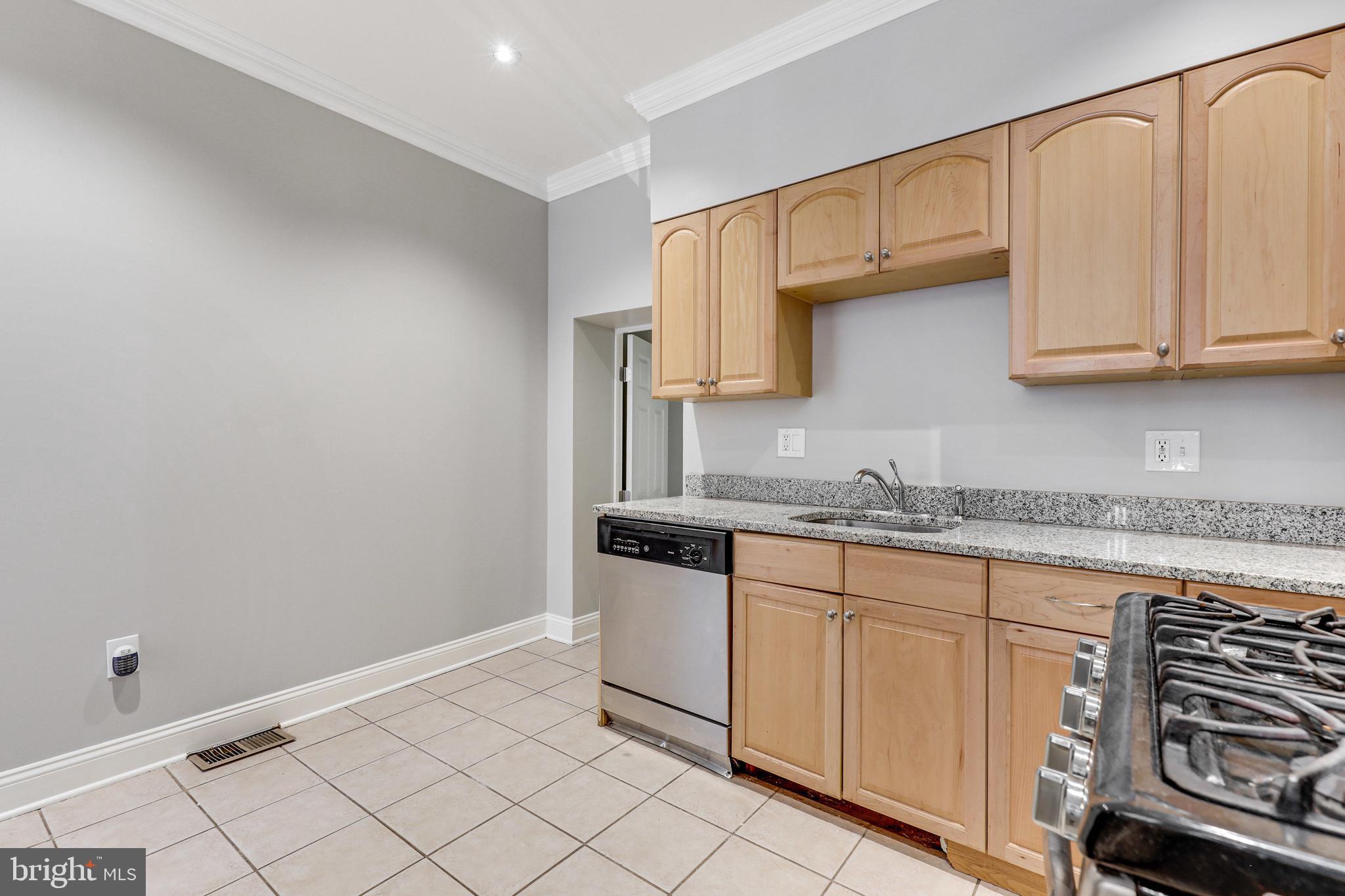 FEDERAL HILL HISTORIC DISTRICT - Residential Lease