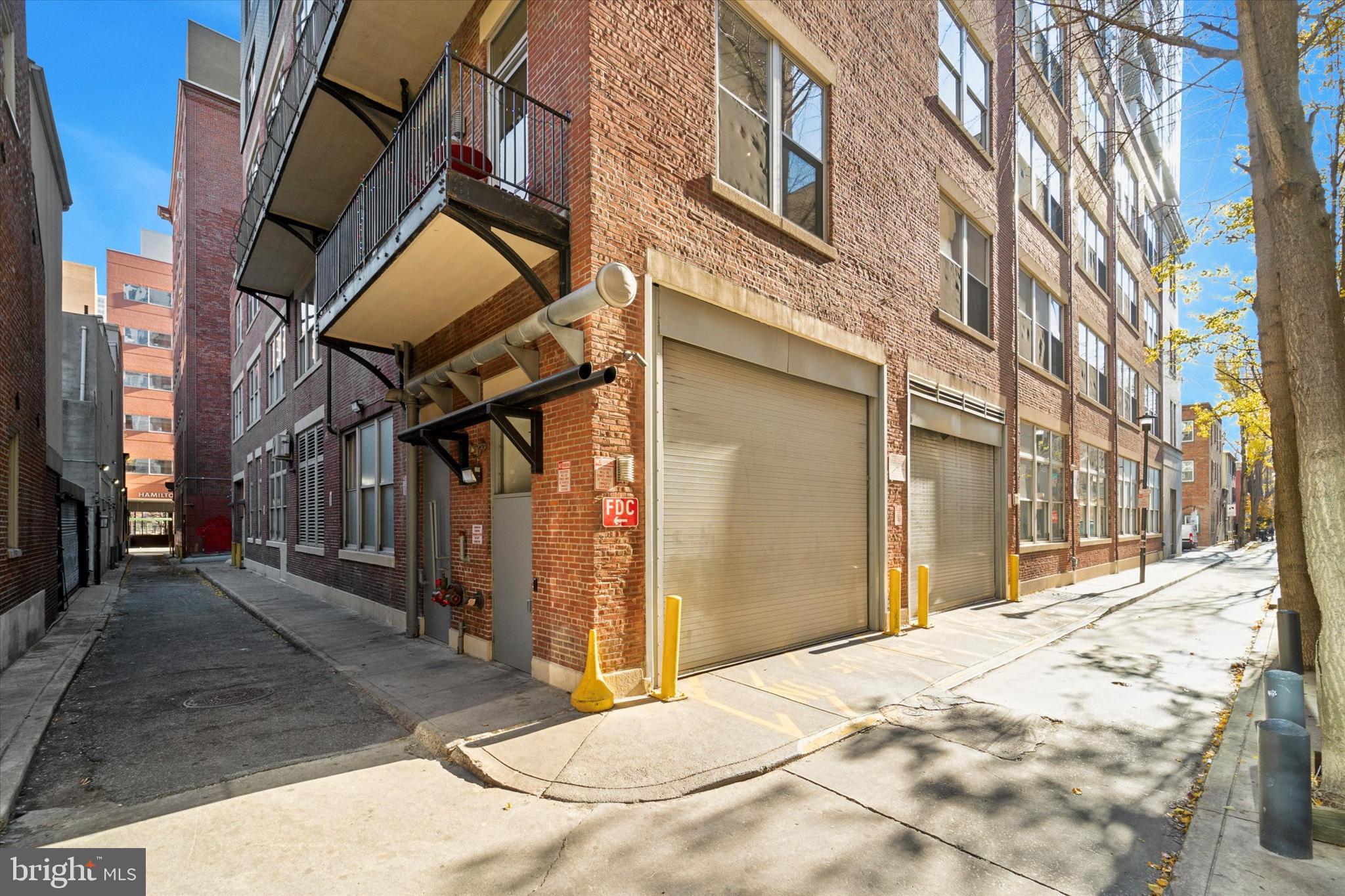 WASHINGTON SQ WEST - Residential